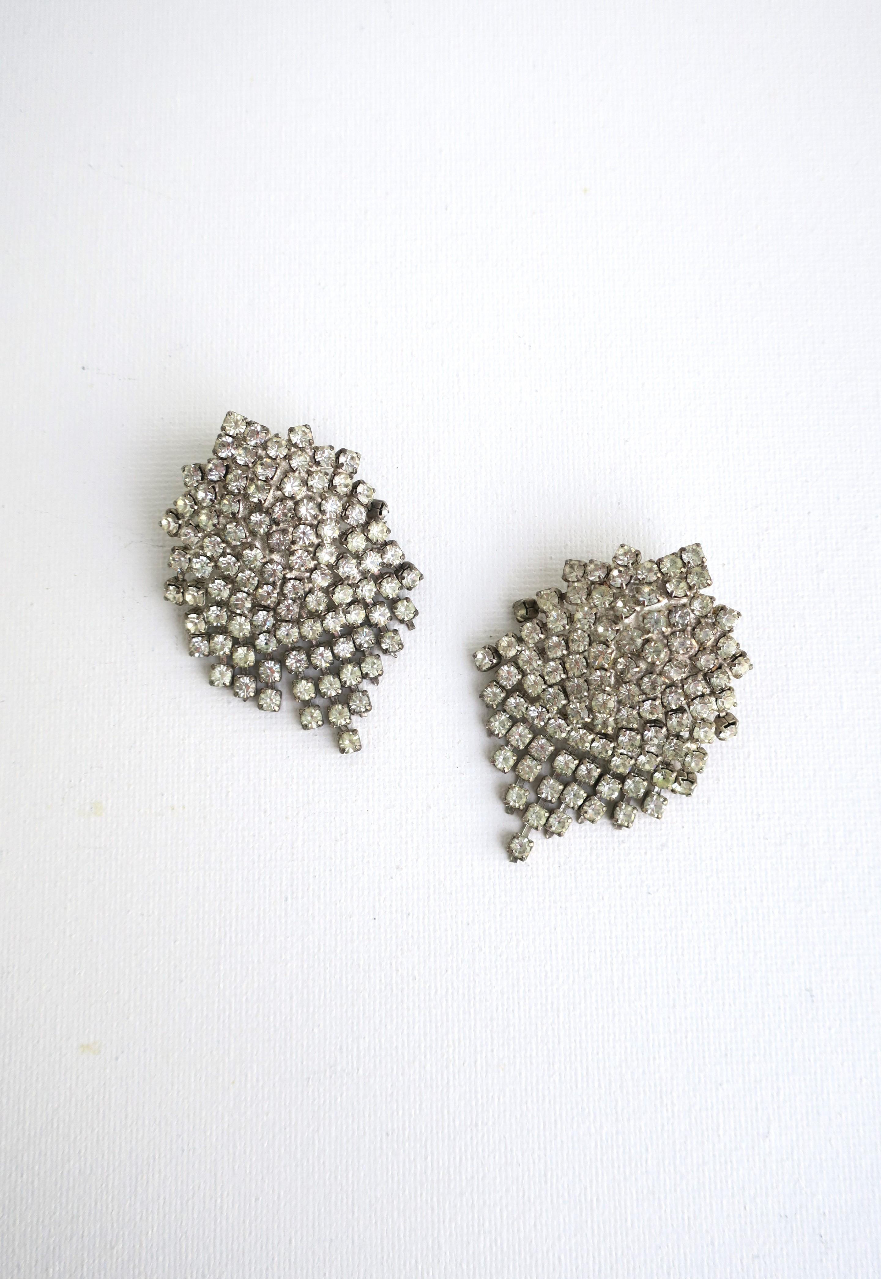 Women's or Men's Vintage Faux Diamond Rhinestone Earrings For Sale