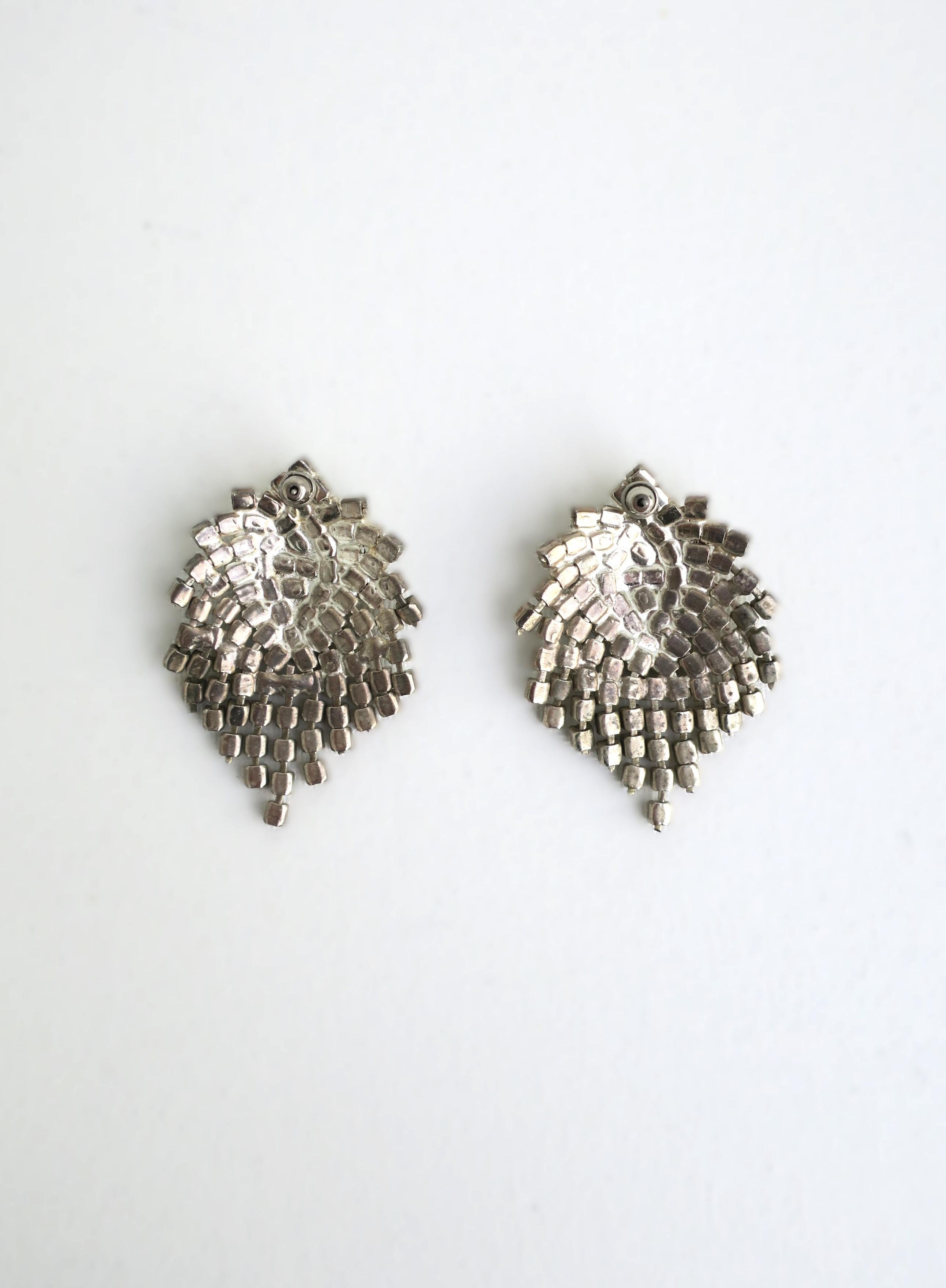 Vintage Faux Diamond Rhinestone Earrings For Sale 4