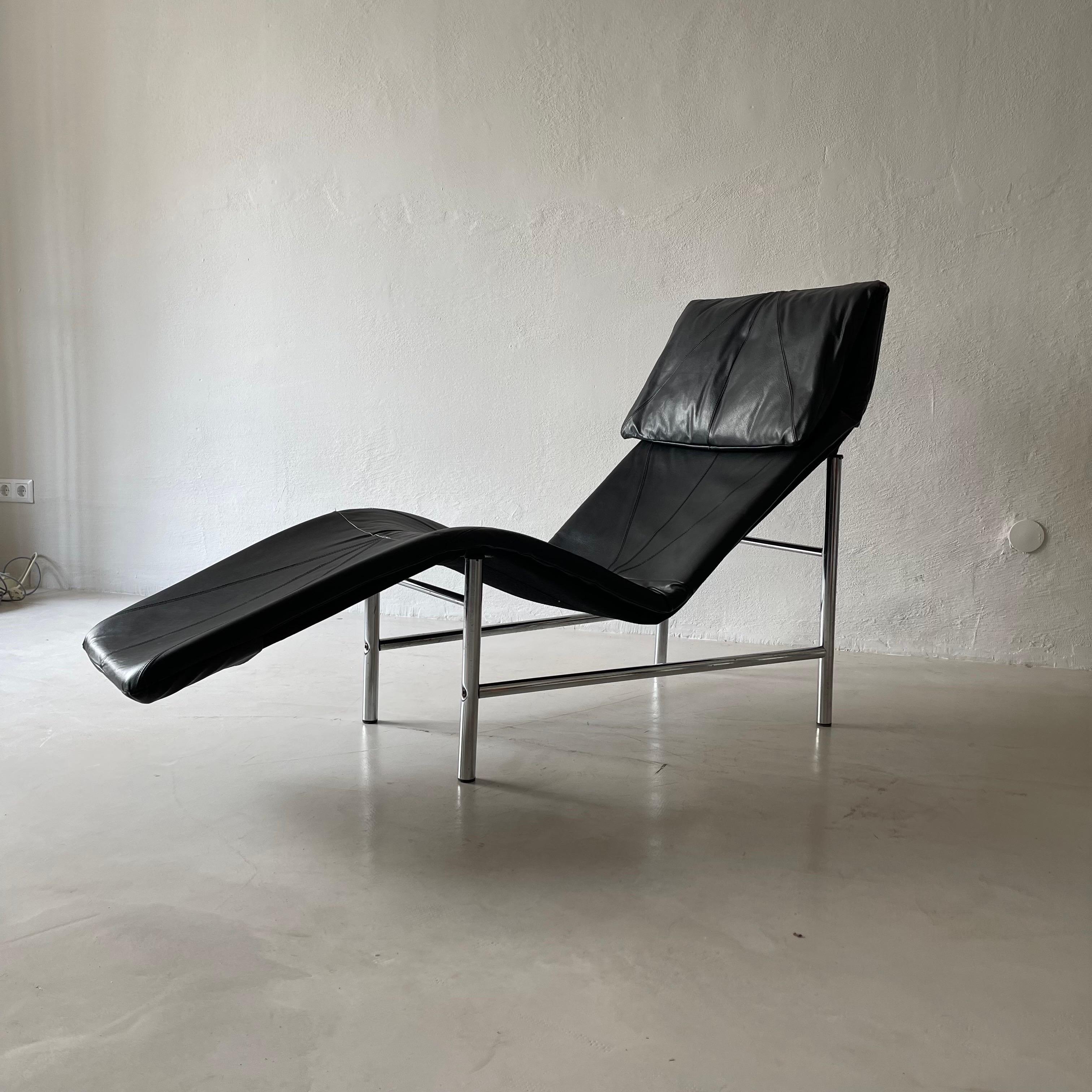 Swedish Vintage Faux Leather Chaise Longues by Tord Bjorklund Sweden, 1970 For Sale