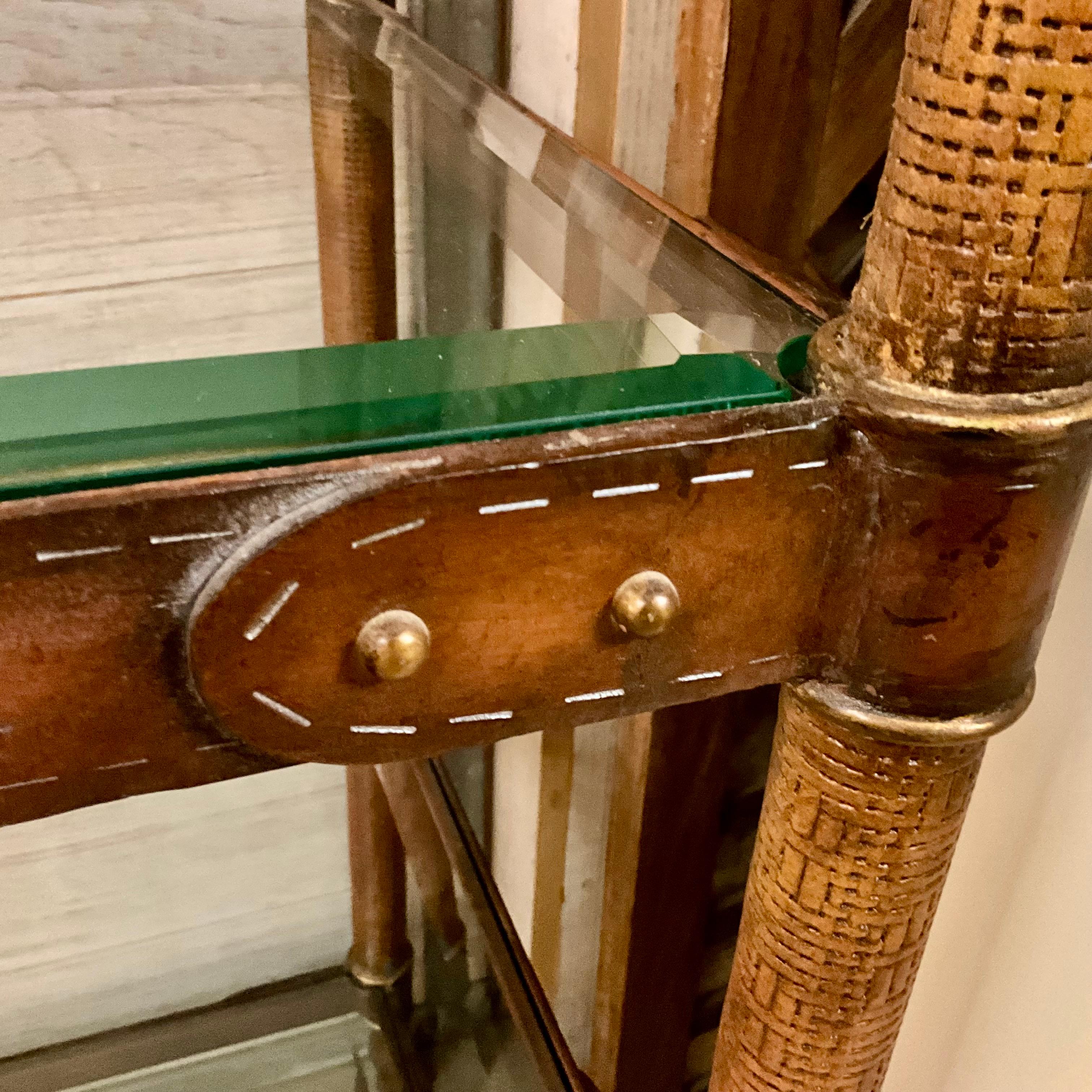 Vintage Riemenregal aus Kunstleder von La Barge (Handgefertigt)