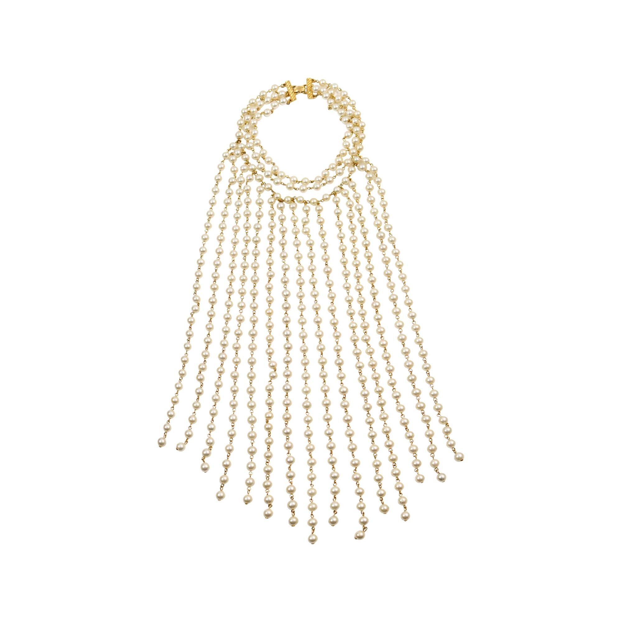Girocollo di perle finte vintage con collana lunga a cascata, circa anni '90 in vendita 4