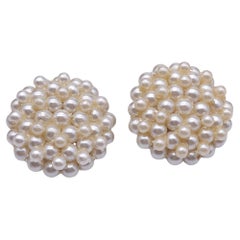 Vintage Faux Perle gewölbt Clip-Ohrringe in Silber, Classic Cluster-Design