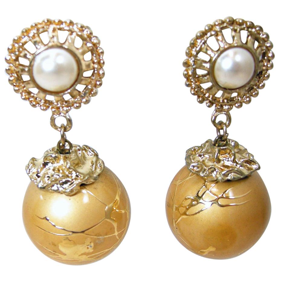 Vintage Faux Pearl & Gold Tone Drop Earrings For Sale