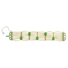 Vintage Faux Pearl With Gold and Green Bead Accent  Bracelet Circa 1980s
