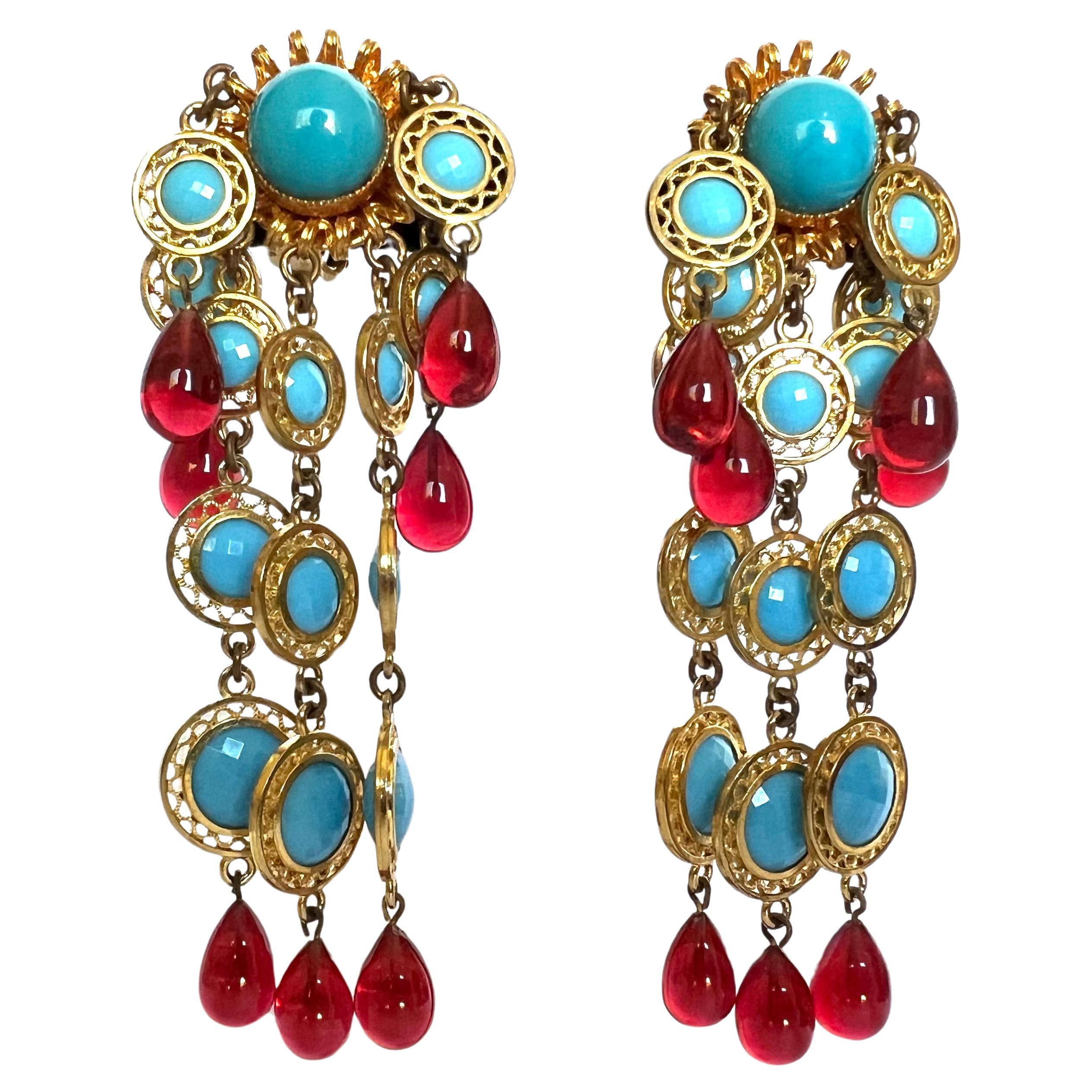 Boucles d'oreilles lustre vintage en faux rubis et turquoise de William de Lillo  en vente