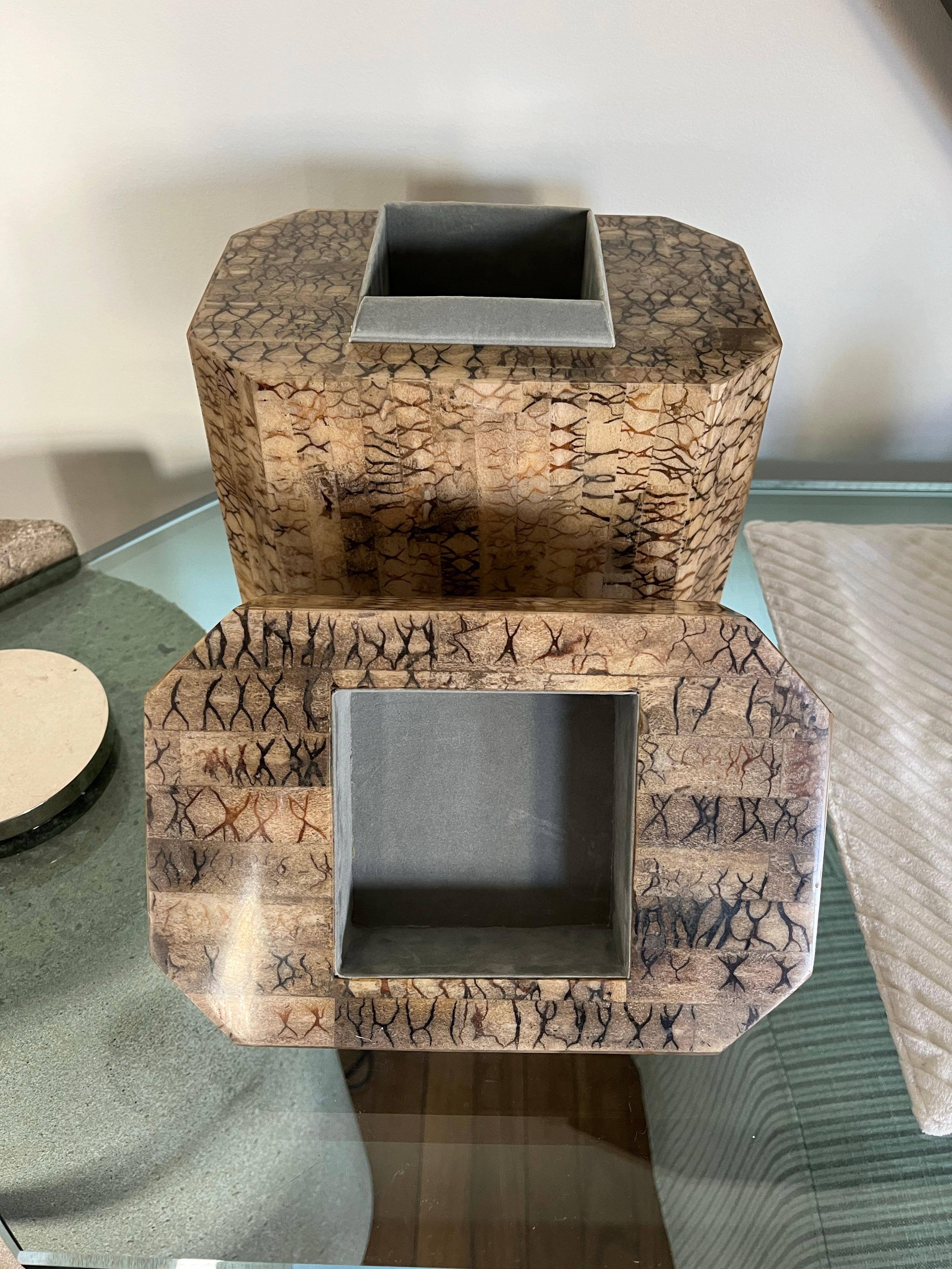 Laiton Boîte octogonale laquée en faux galuchat tessellée style Karl Springer en vente