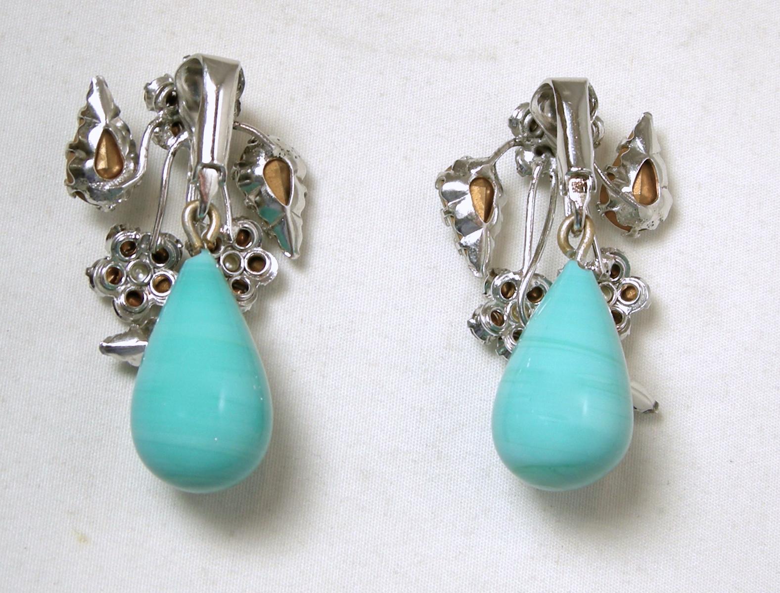 Vintage Faux Turquoise And Crystal Drop Earrings In Good Condition For Sale In New York, NY