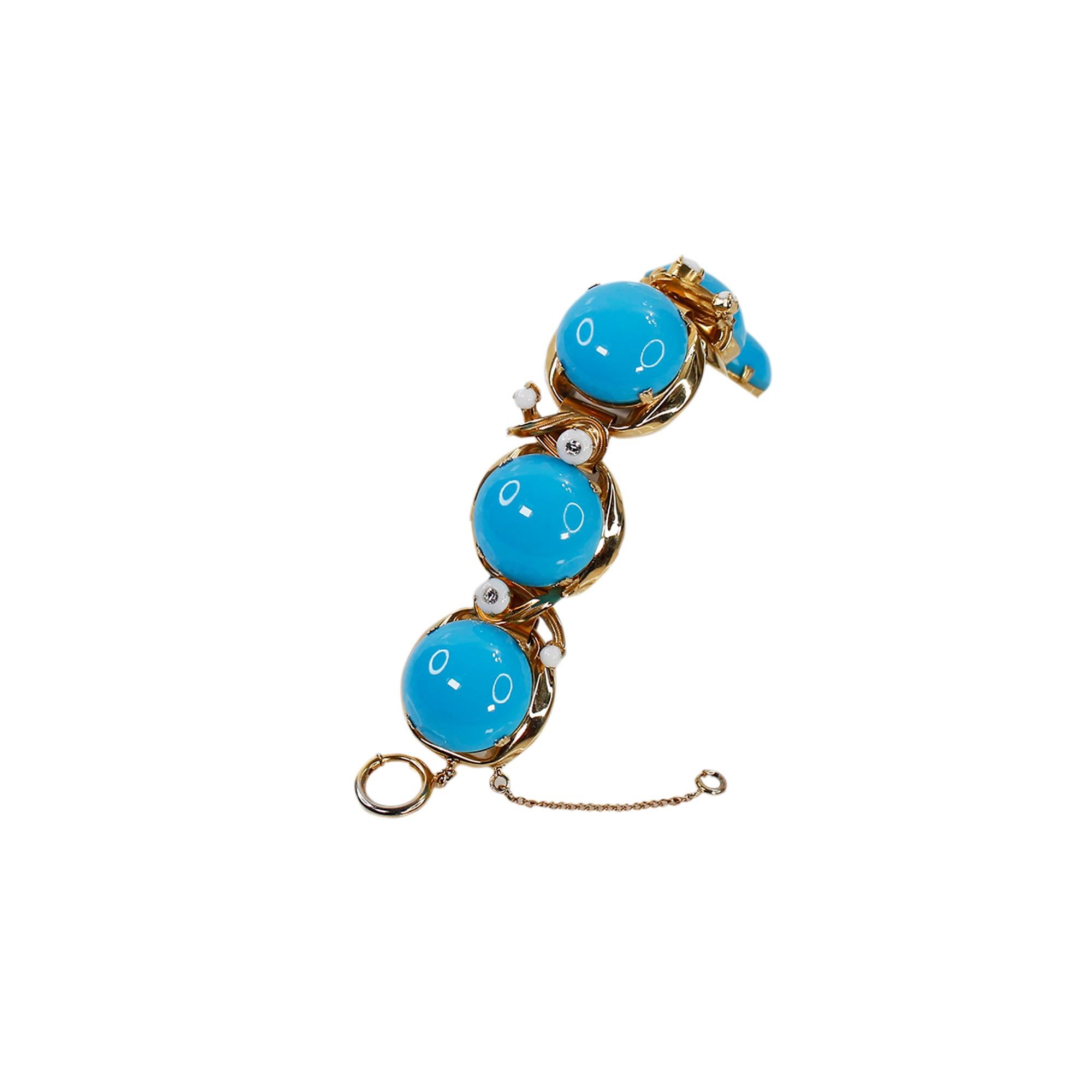 Bracciale vintage in tonalità oro e finto turchese, circa 1960 In condizioni buone in vendita a New York, NY