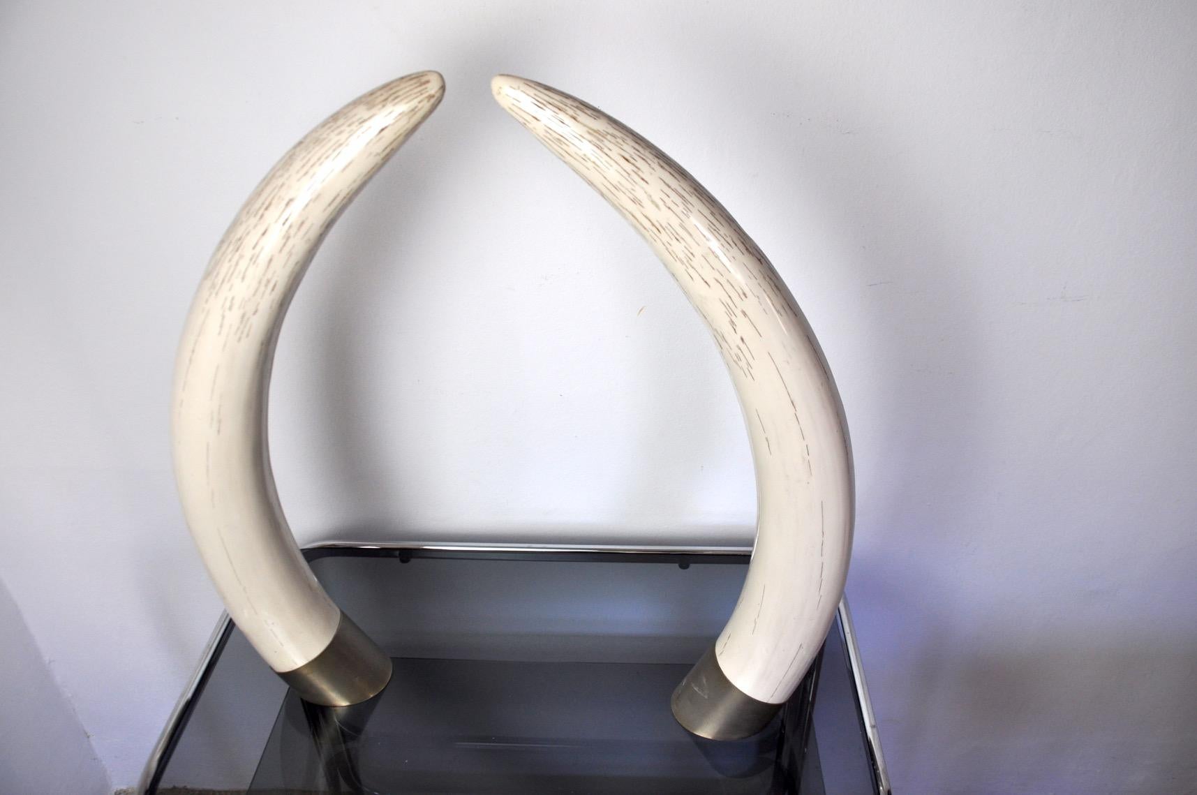 Vintage Faux Tusks by Maison Valenti for Valenti Luce, 1970s, Set of 2 In Good Condition For Sale In BARCELONA, ES