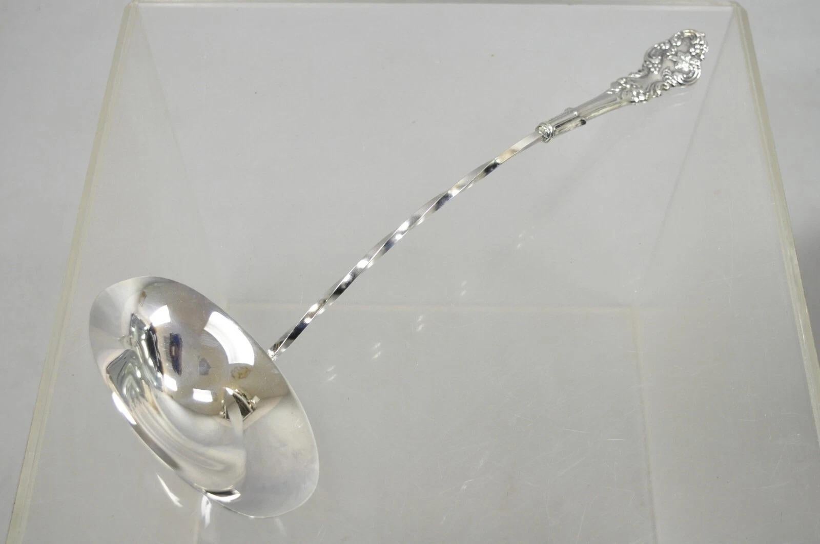Vintage FB Rogers Silver Plated Victorian Style Punch Bowl Set w/ 10 Cups In Good Condition For Sale In Philadelphia, PA