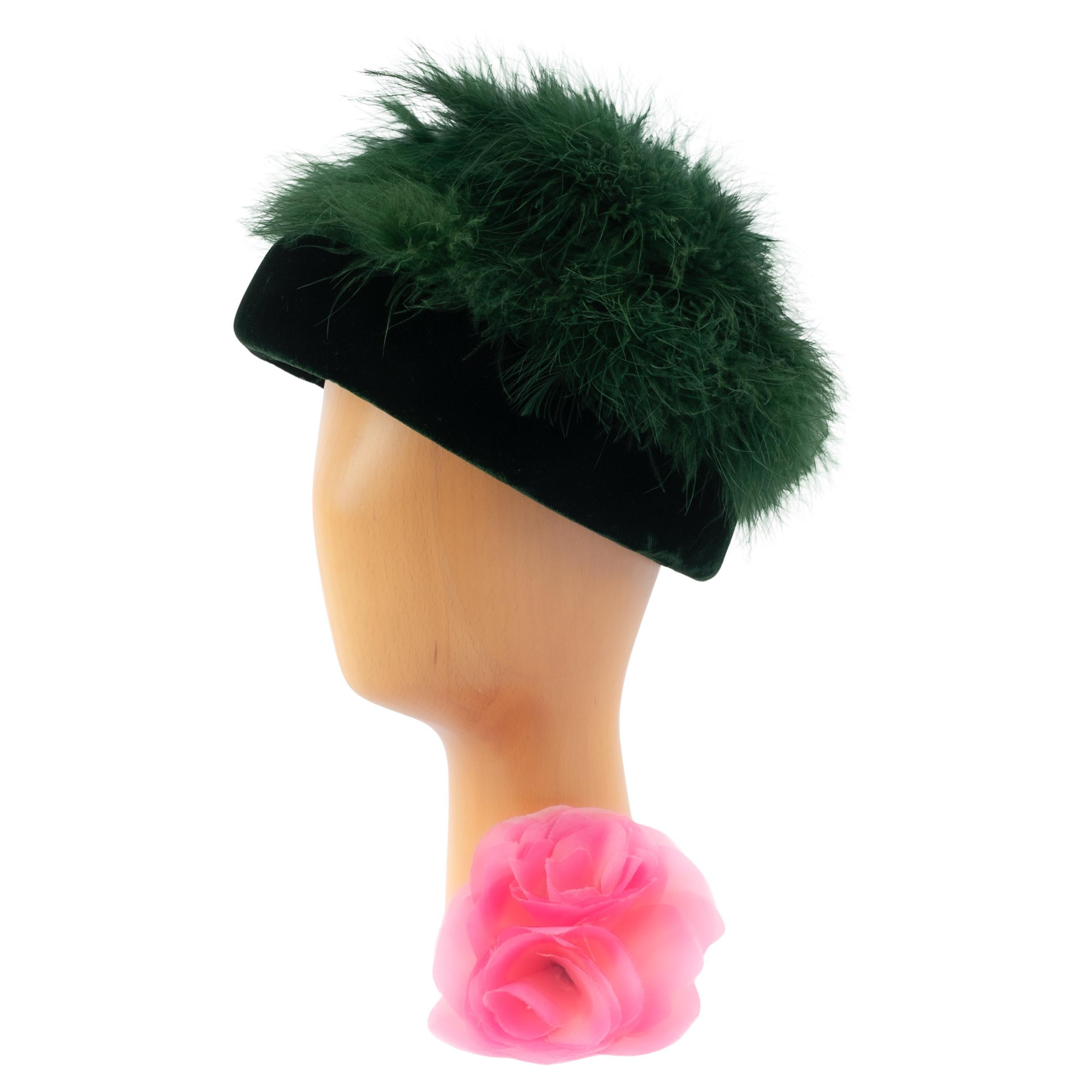 Vintage feather hat For Sale