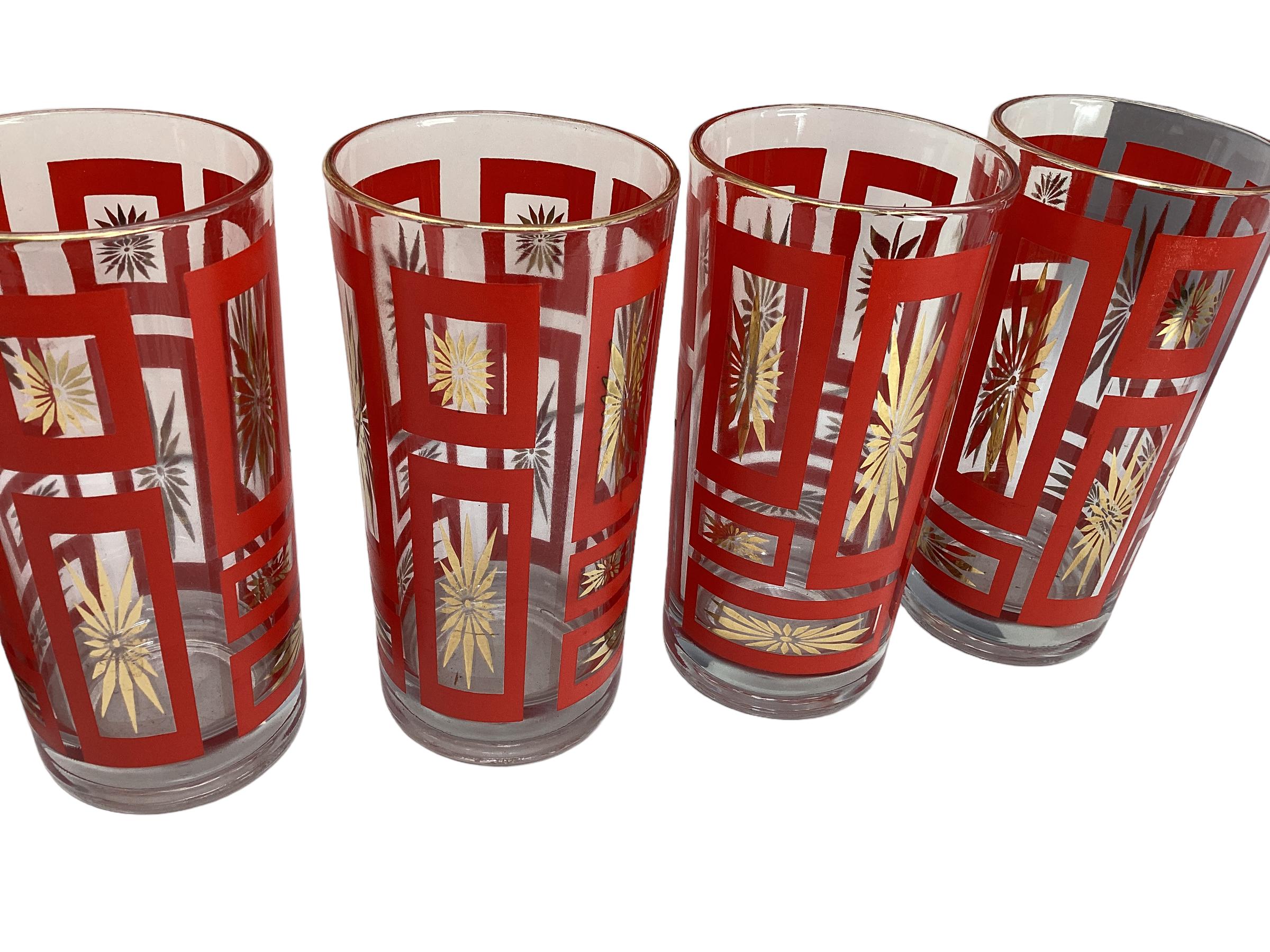 Vintage Federal Glass Highball Glasses with Pitcher  In Good Condition For Sale In Chapel Hill, NC