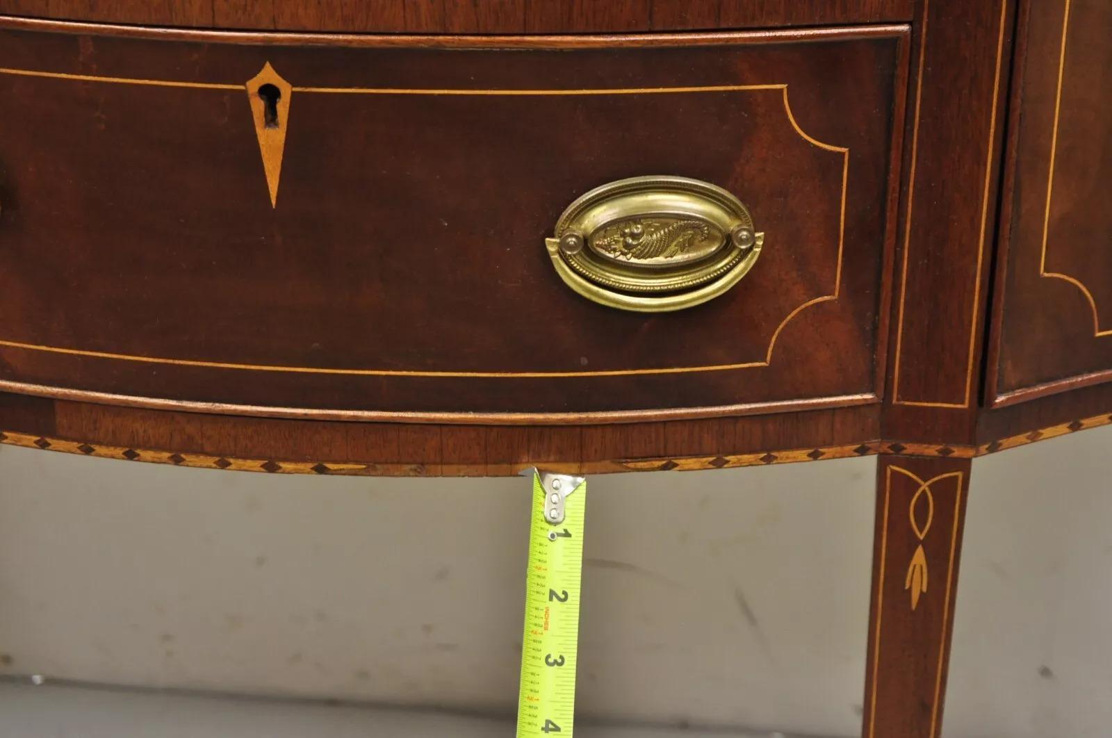 Vintage Federal Style Mahogany Inlaid Serpentine Sideboard Buffet by Copenhaver 4