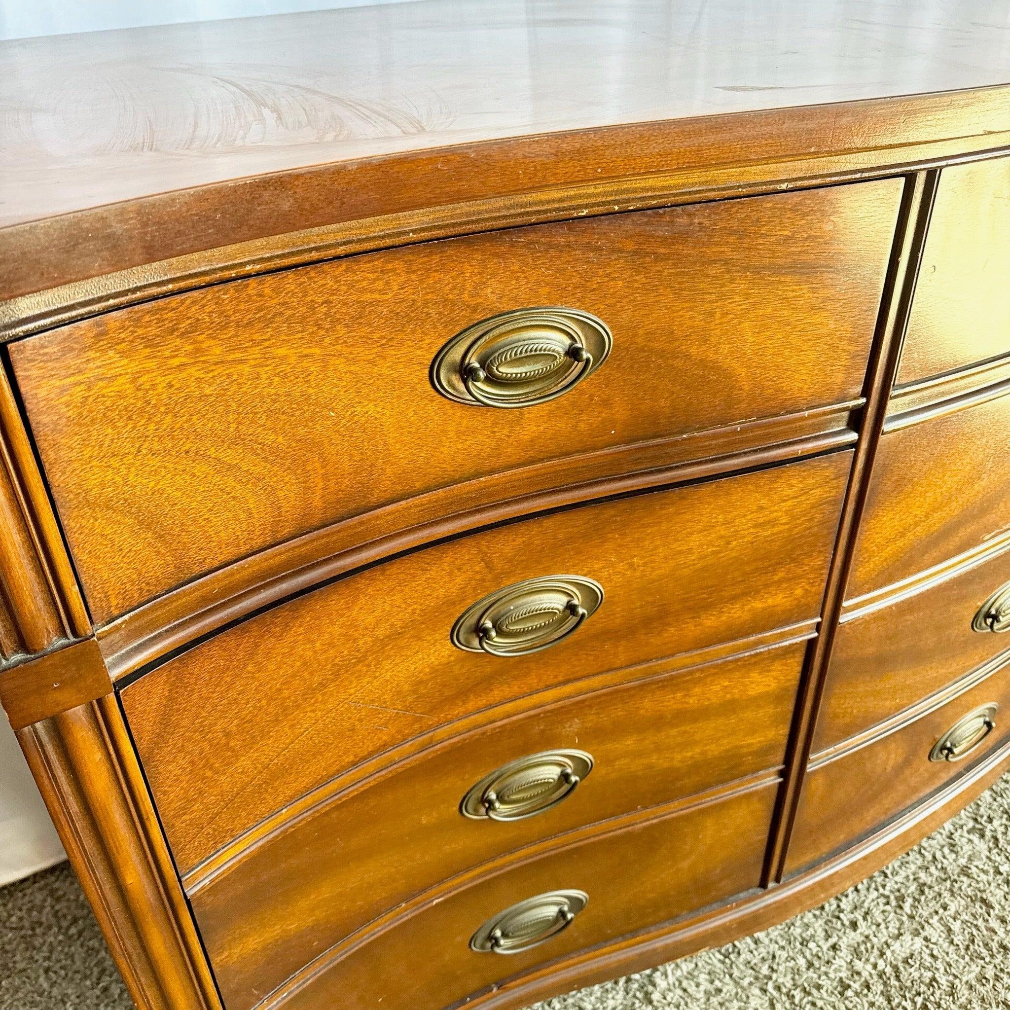 Commode fédérale vintage en acajou de Dixie Bon état - En vente à Delray Beach, FL
