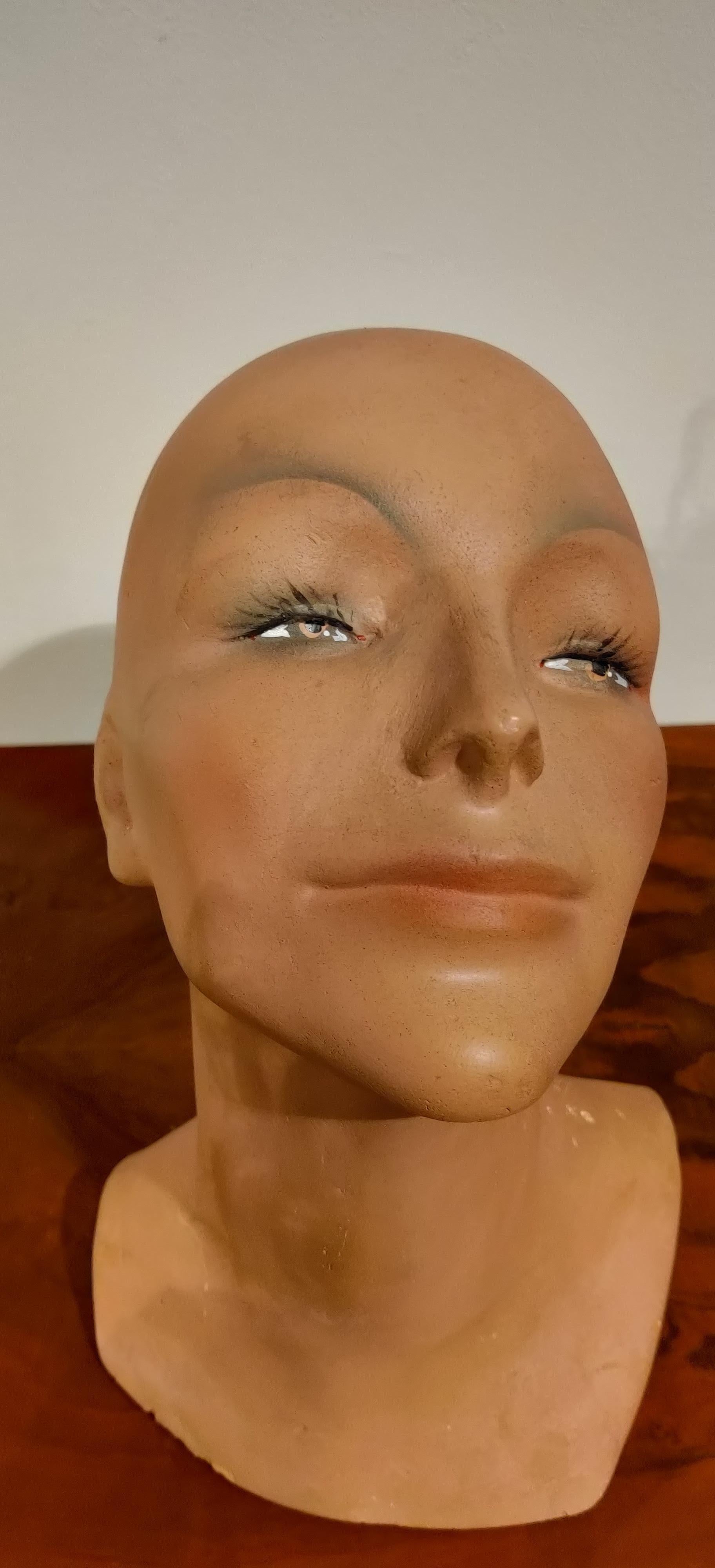 Vintage Female Mannequin Bust In Good Condition In HEVERLEE, BE