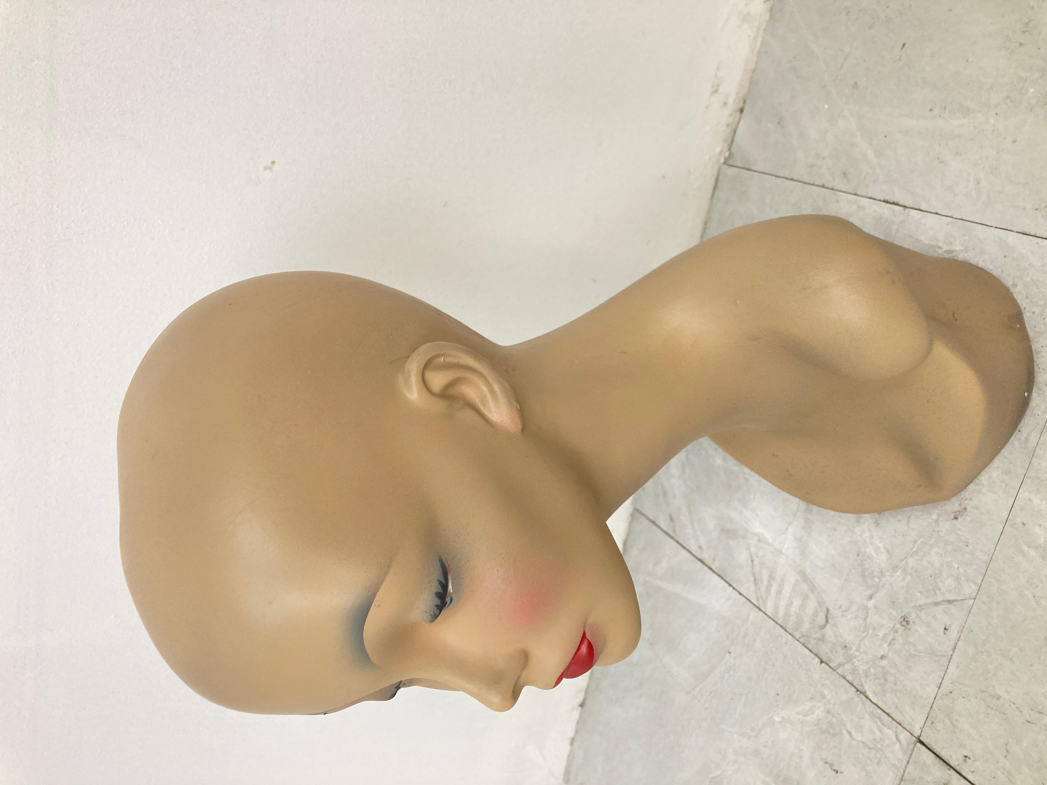 Vintage Female Mannequin Bust In Good Condition For Sale In HEVERLEE, BE