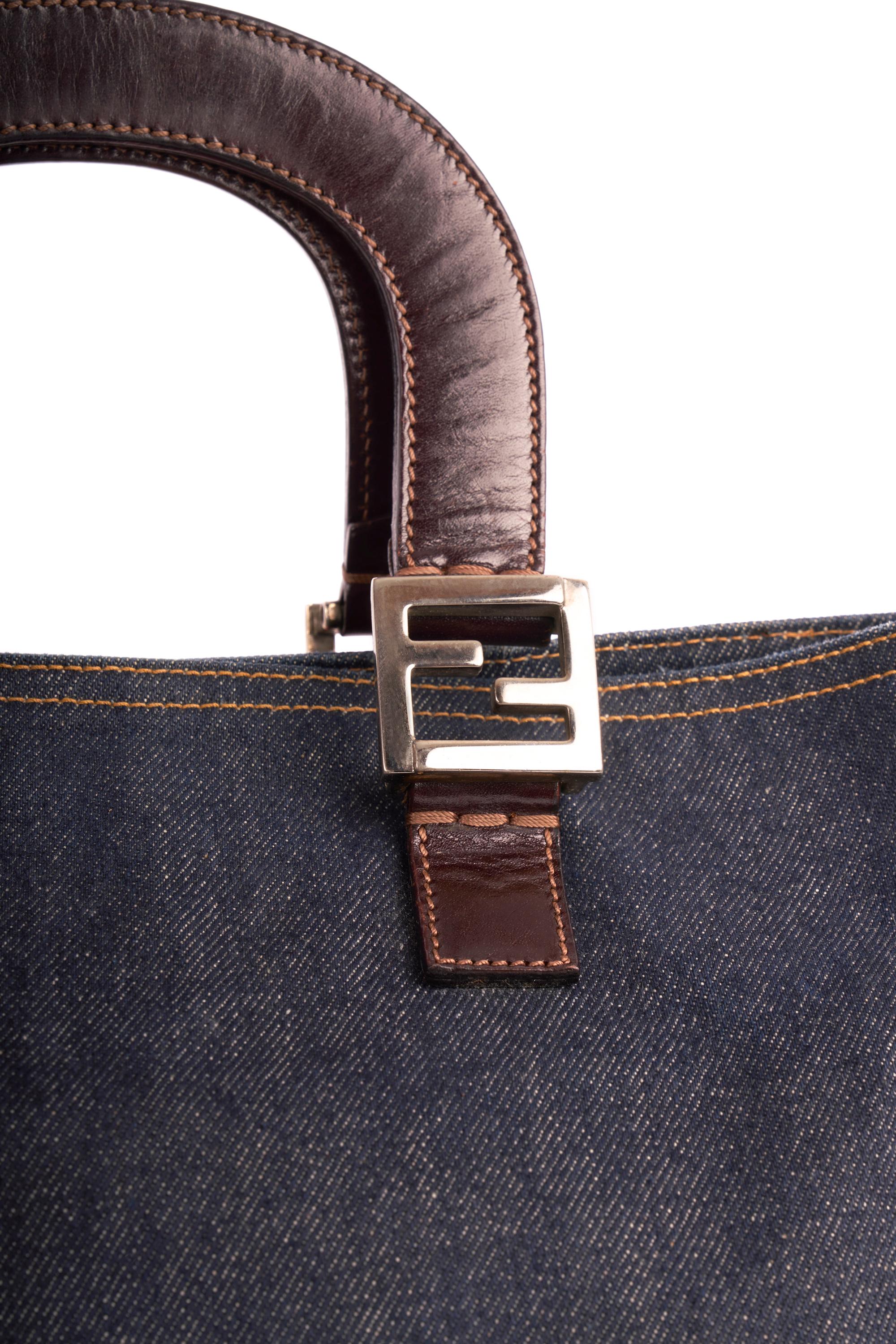 Mini bolso tote vaquero vintage Fendi años 90 en Excelente estado para la venta en London, GB