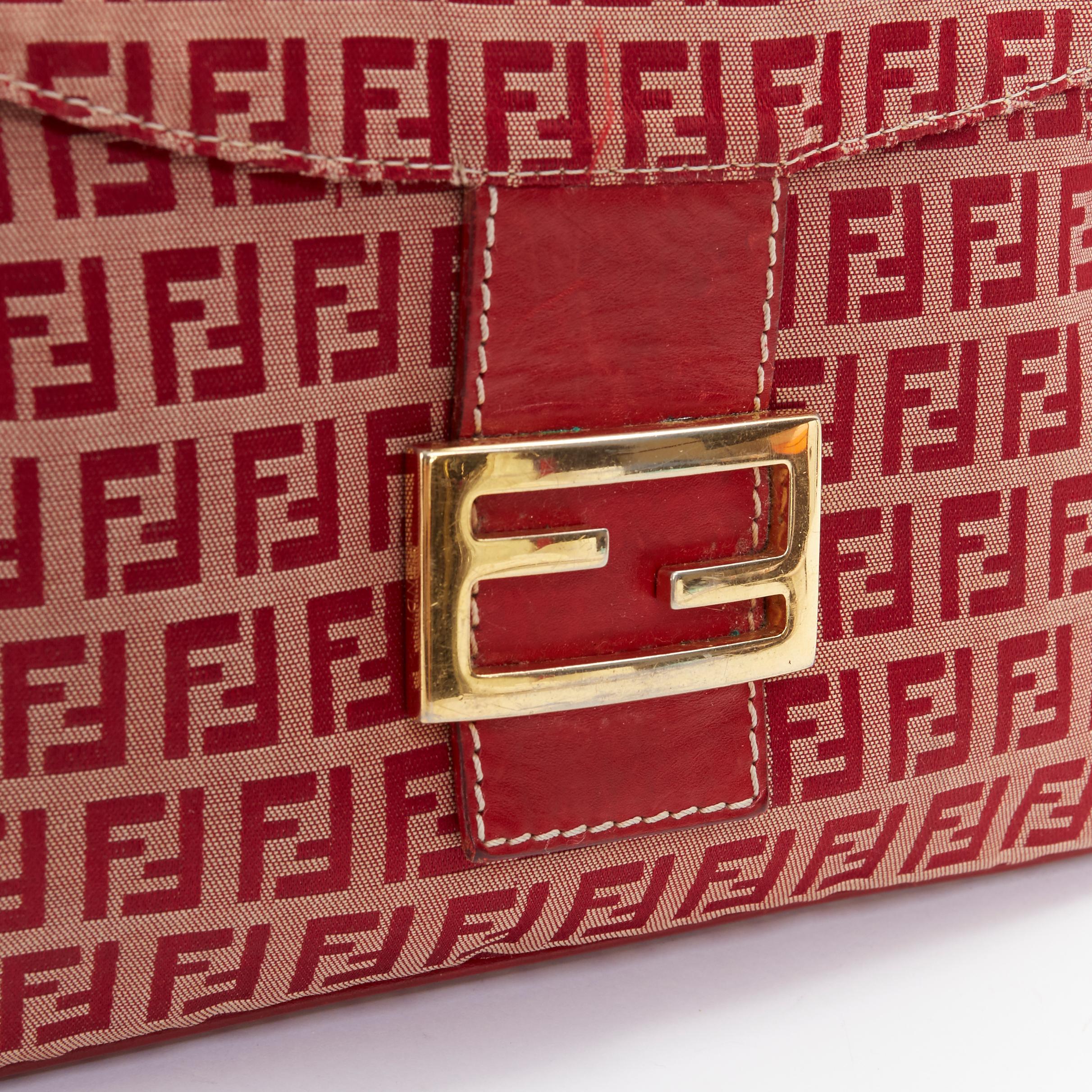 De las mujeres vintage FENDI 90's rojo monograma jacquard oro FF hebilla solapa frontal bandolera