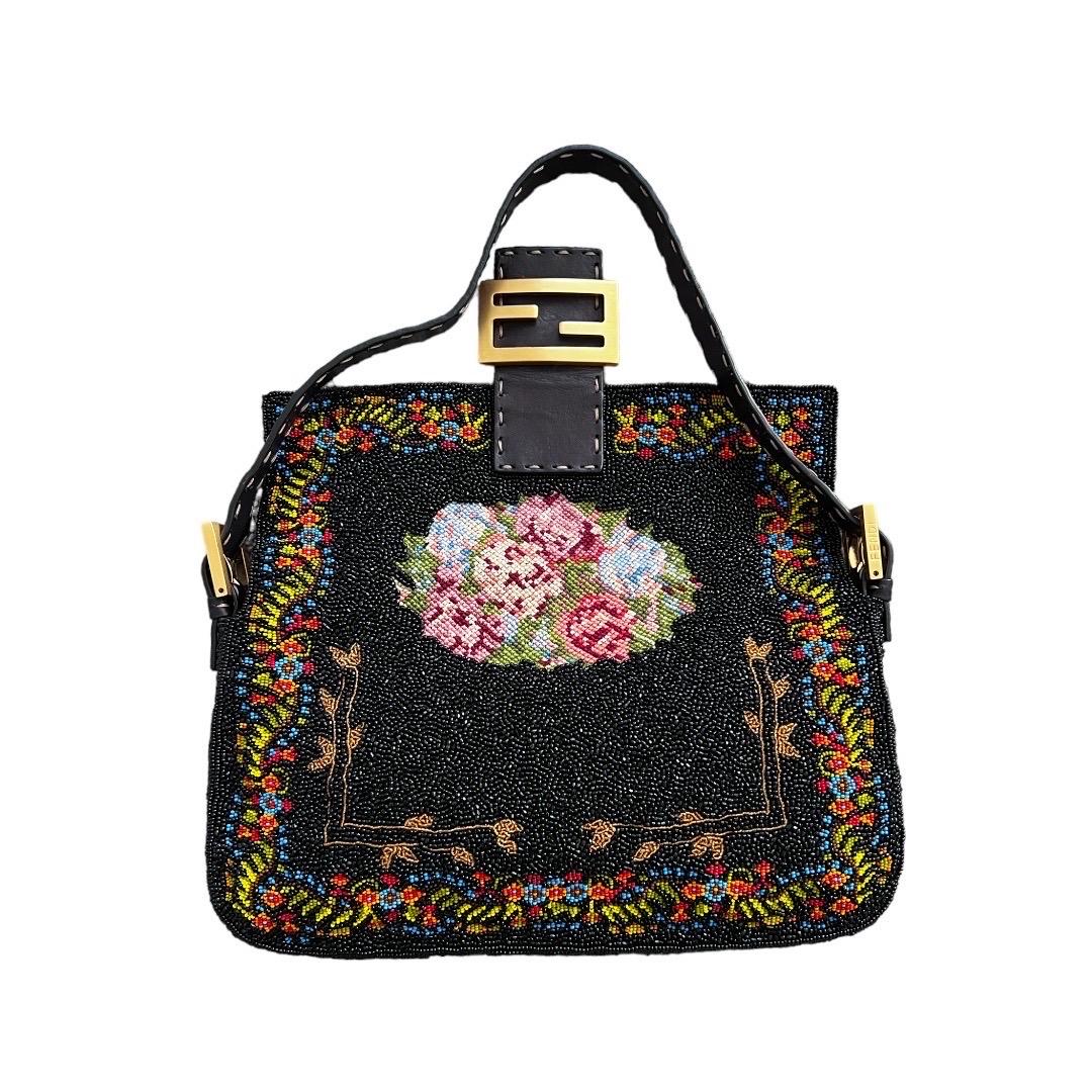 Vintage Fendi beaded with floral cross stitch baguette In Excellent Condition For Sale In Aurora, IL