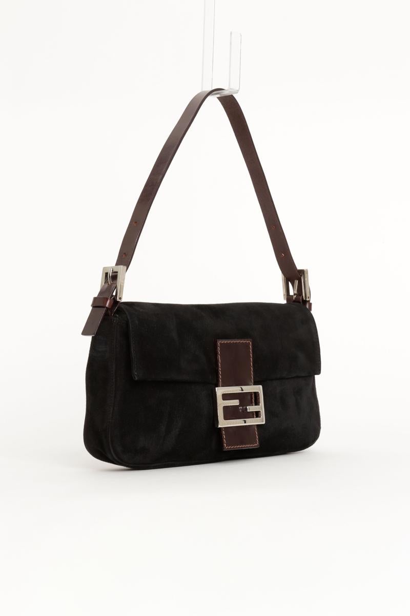 Vintage Fendi Black Suede Baguette Bag w/ Brown Leather Strap Silver Hardware (Schwarz) im Angebot