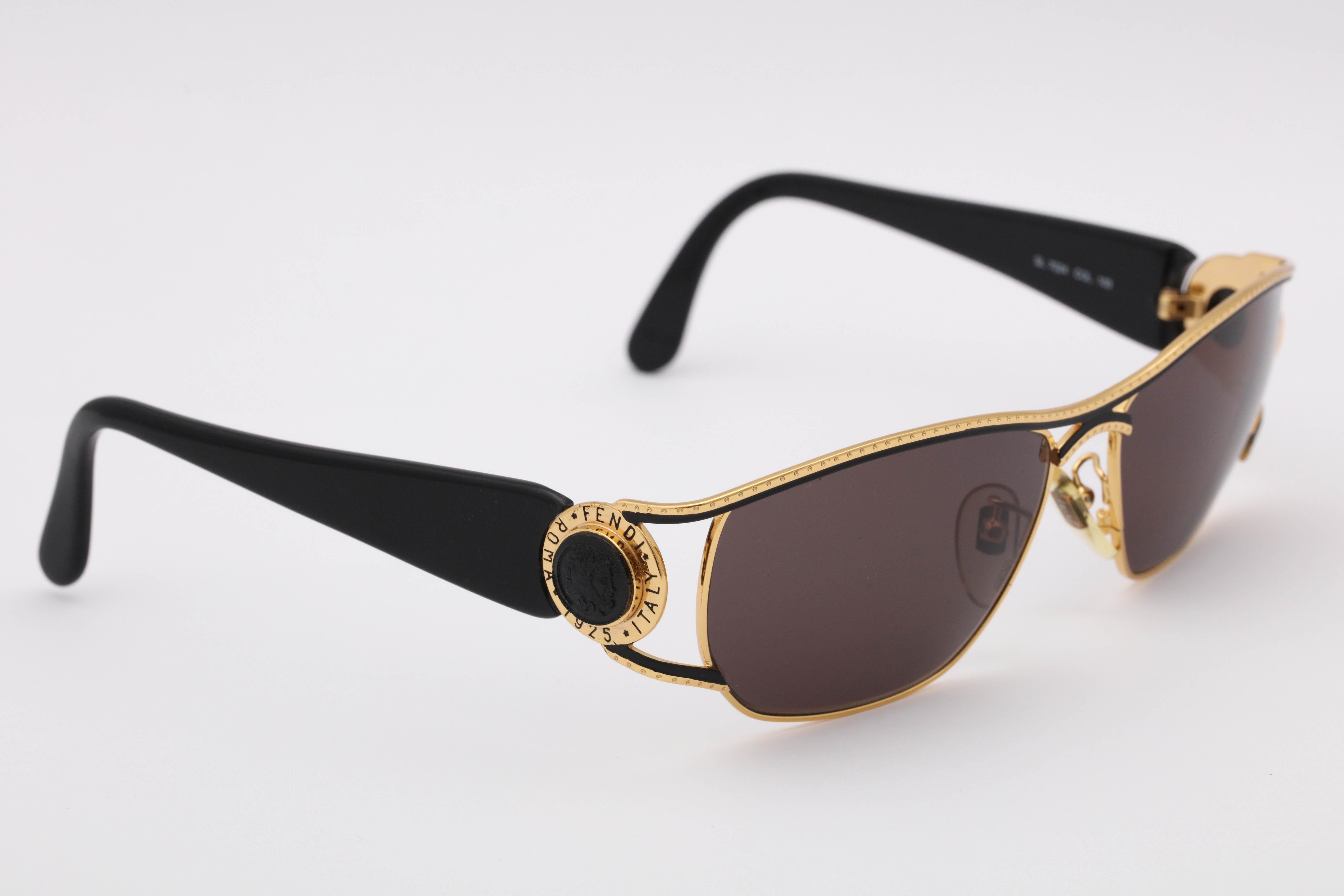 Vintage Fendi Gold/Black Sunglasses For Sale 1