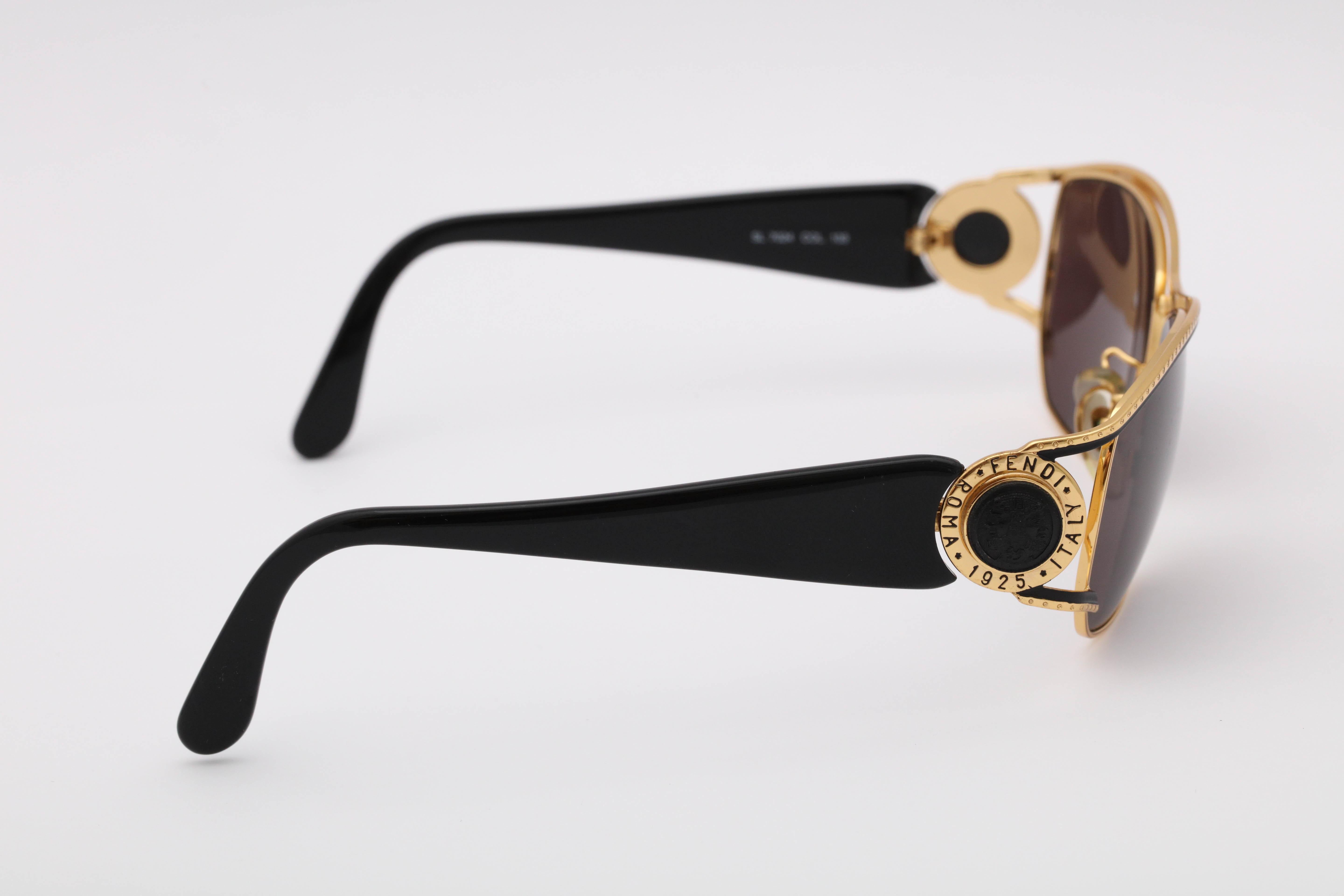 Vintage Fendi Gold/Black Sunglasses For Sale 2