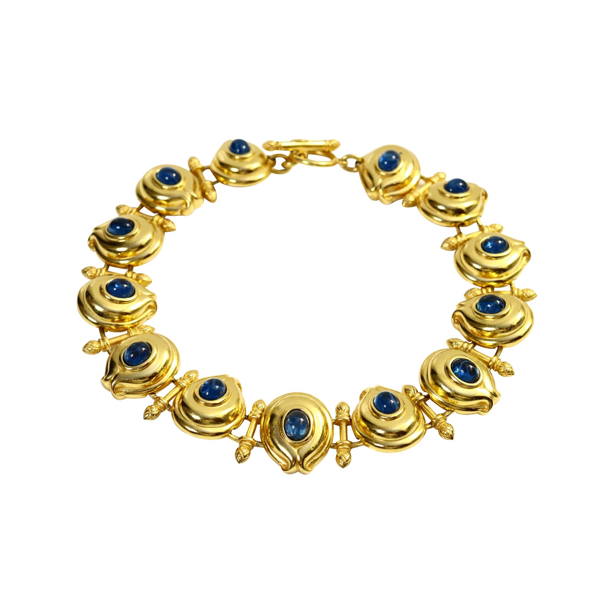 Collar vintage Fendi de oro y cabujones azules circa años 80 en venta 1