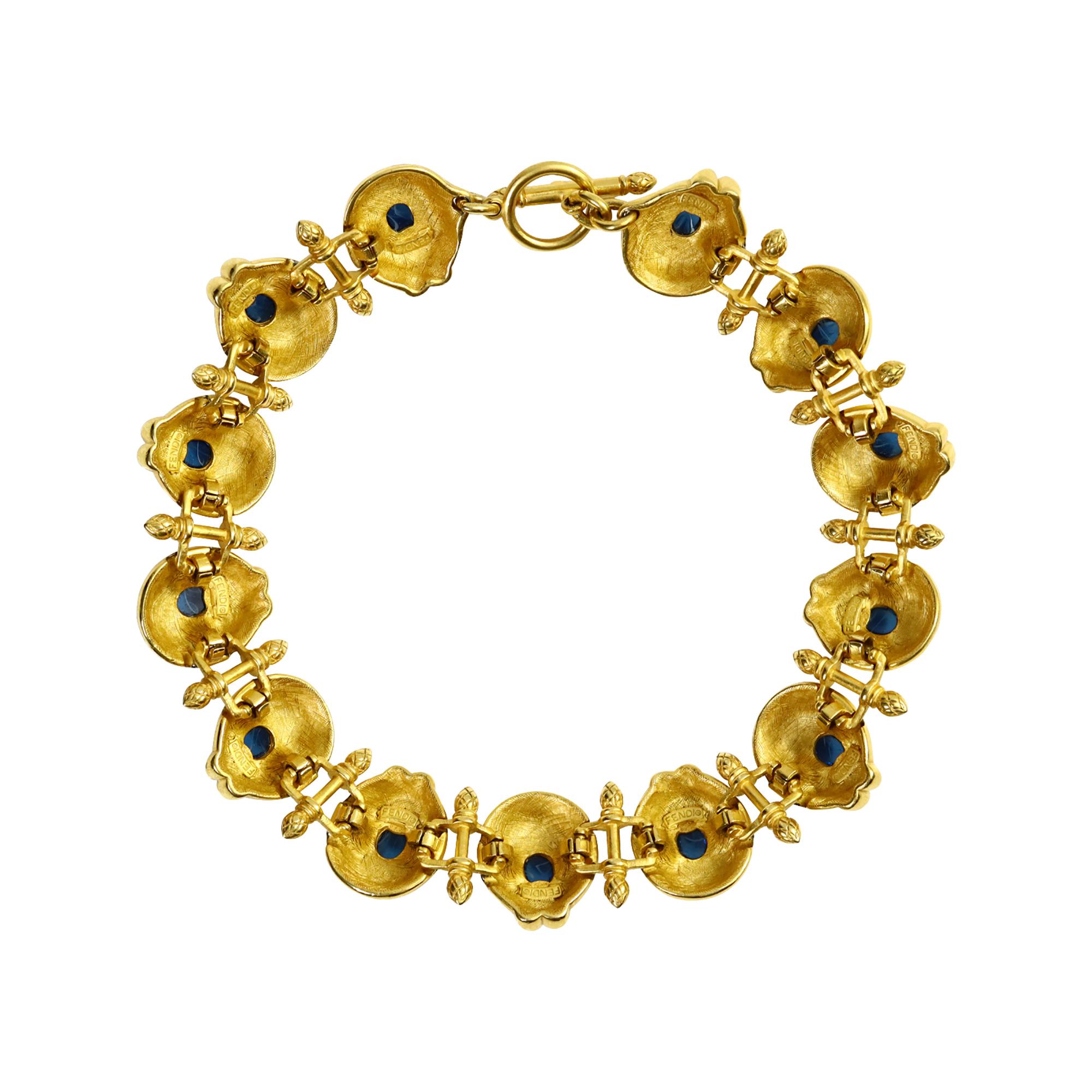 Collar vintage Fendi de oro y cabujones azules circa años 80 en venta 3