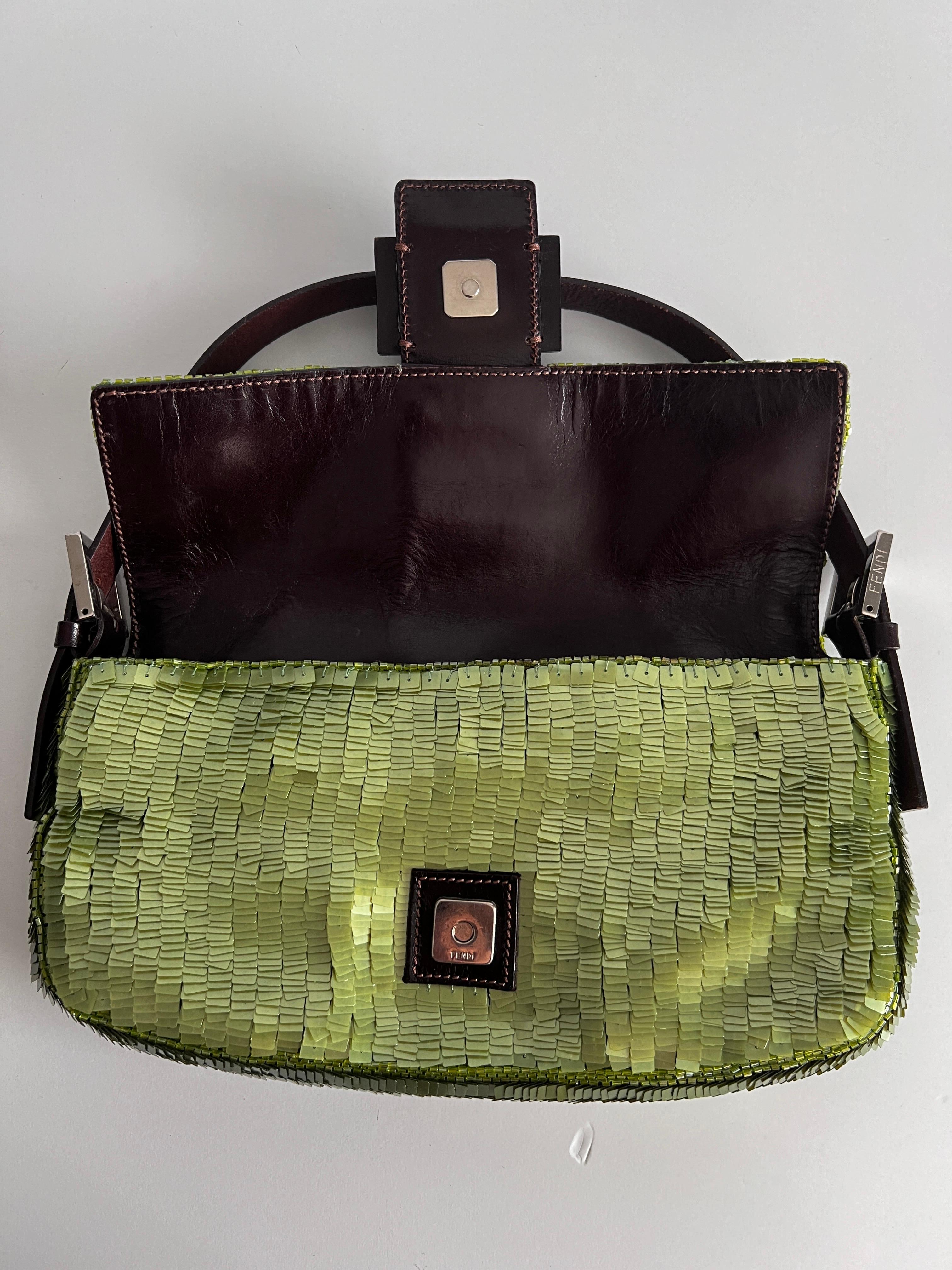 Vintage Fendi green sequin baguette In Good Condition In Aurora, IL