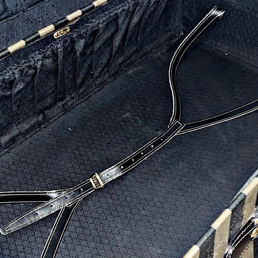 Valigia da viaggio Fendi oversize a strisce di Pequin con serratura in ottone, anni '70 in vendita 4