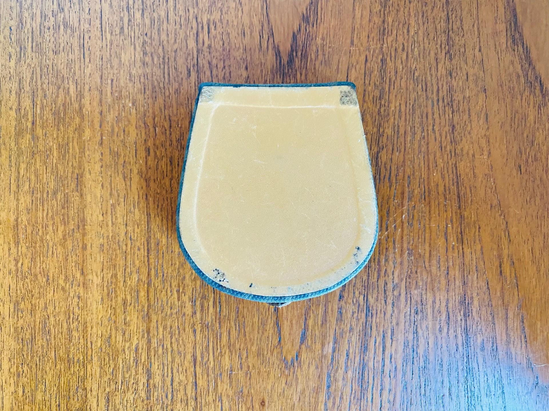 Vintage Fendi Striped Trinket Box In Good Condition For Sale In San Diego, CA
