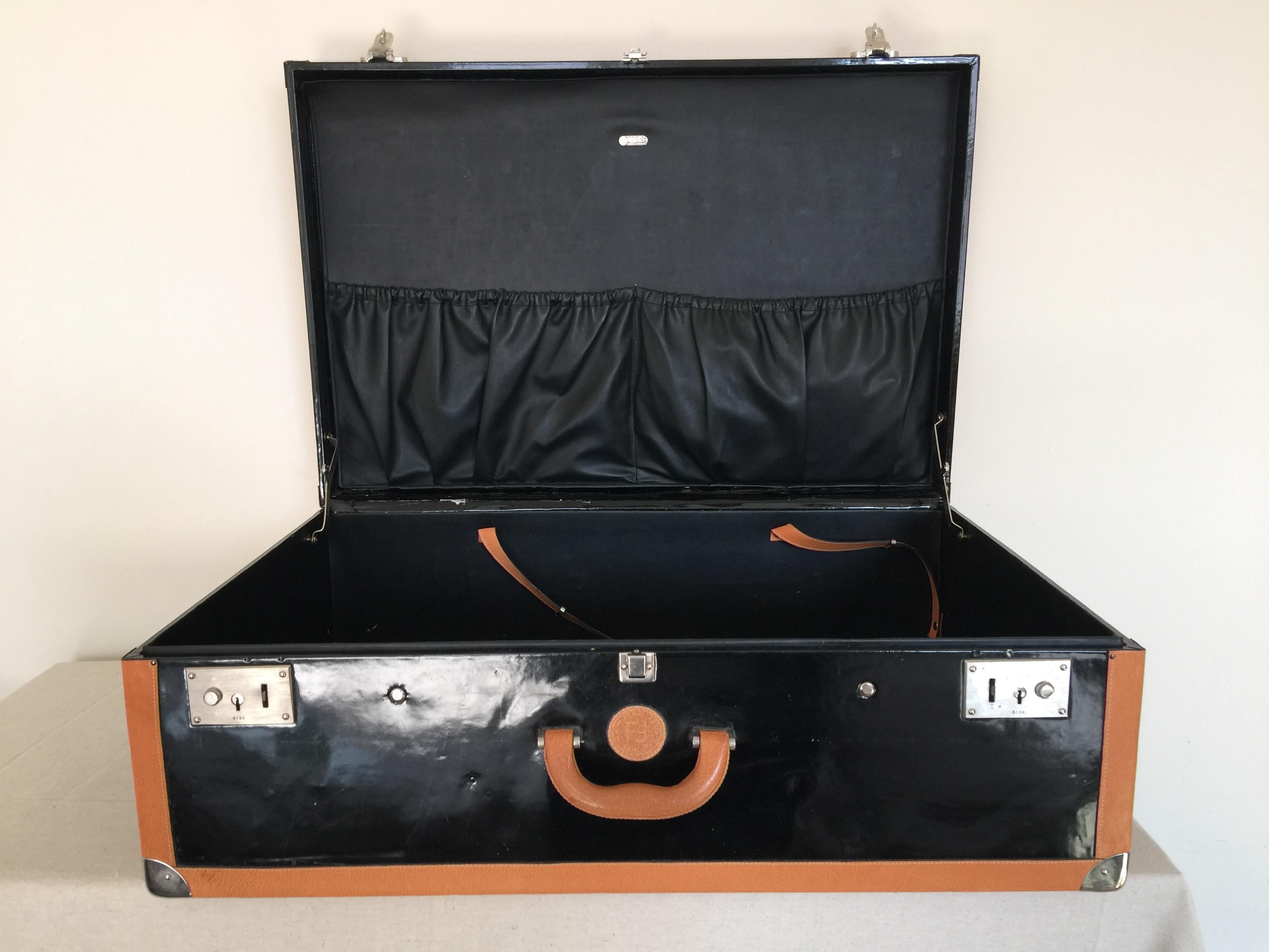 Vintage Fendi Trunk Luggage with Leather Details and Glossy Black Structure In Good Condition For Sale In Jersey City, NJ