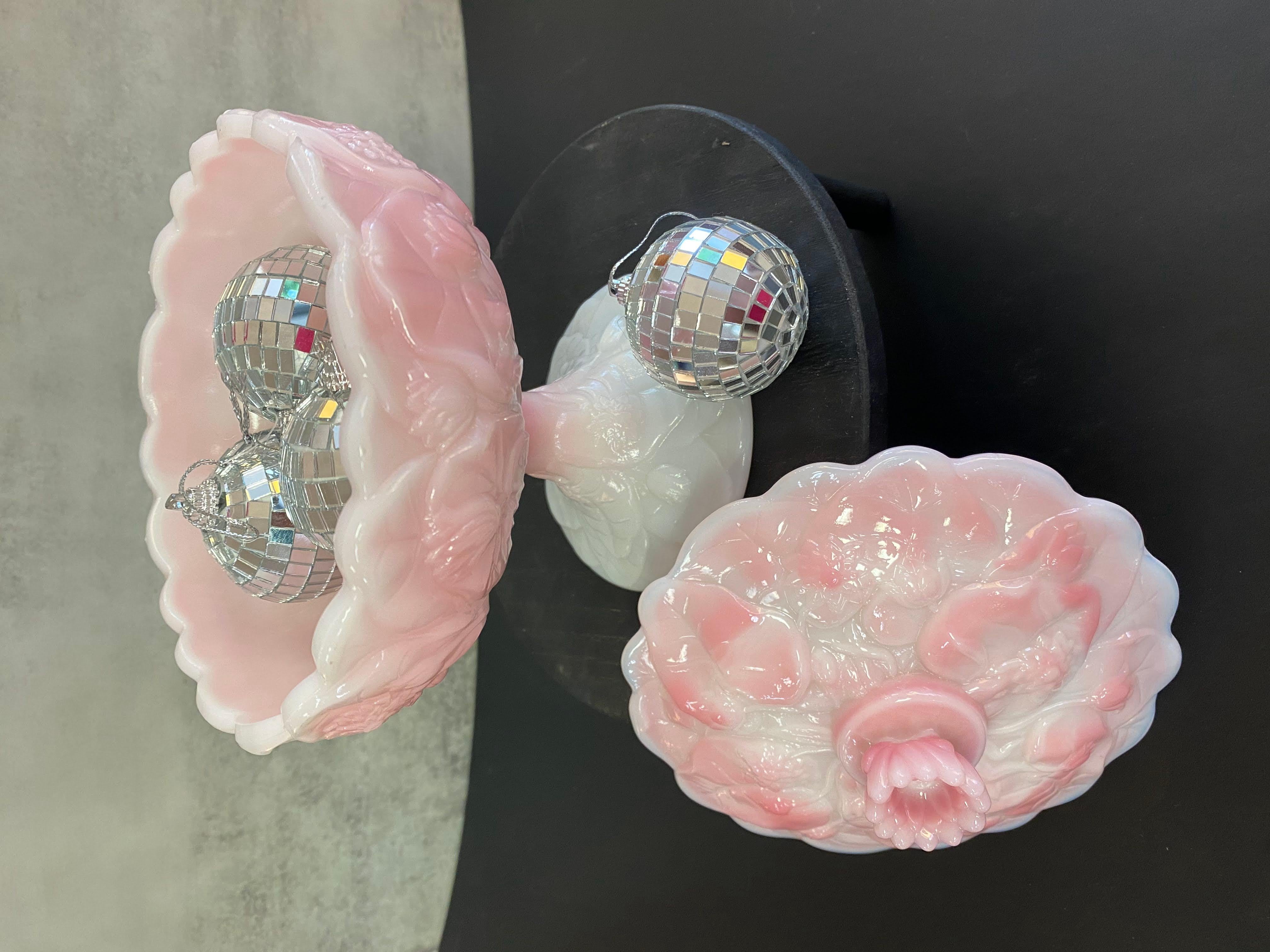 Glass Vintage Fenton footed pink and white candy dish Roselene Water Lily