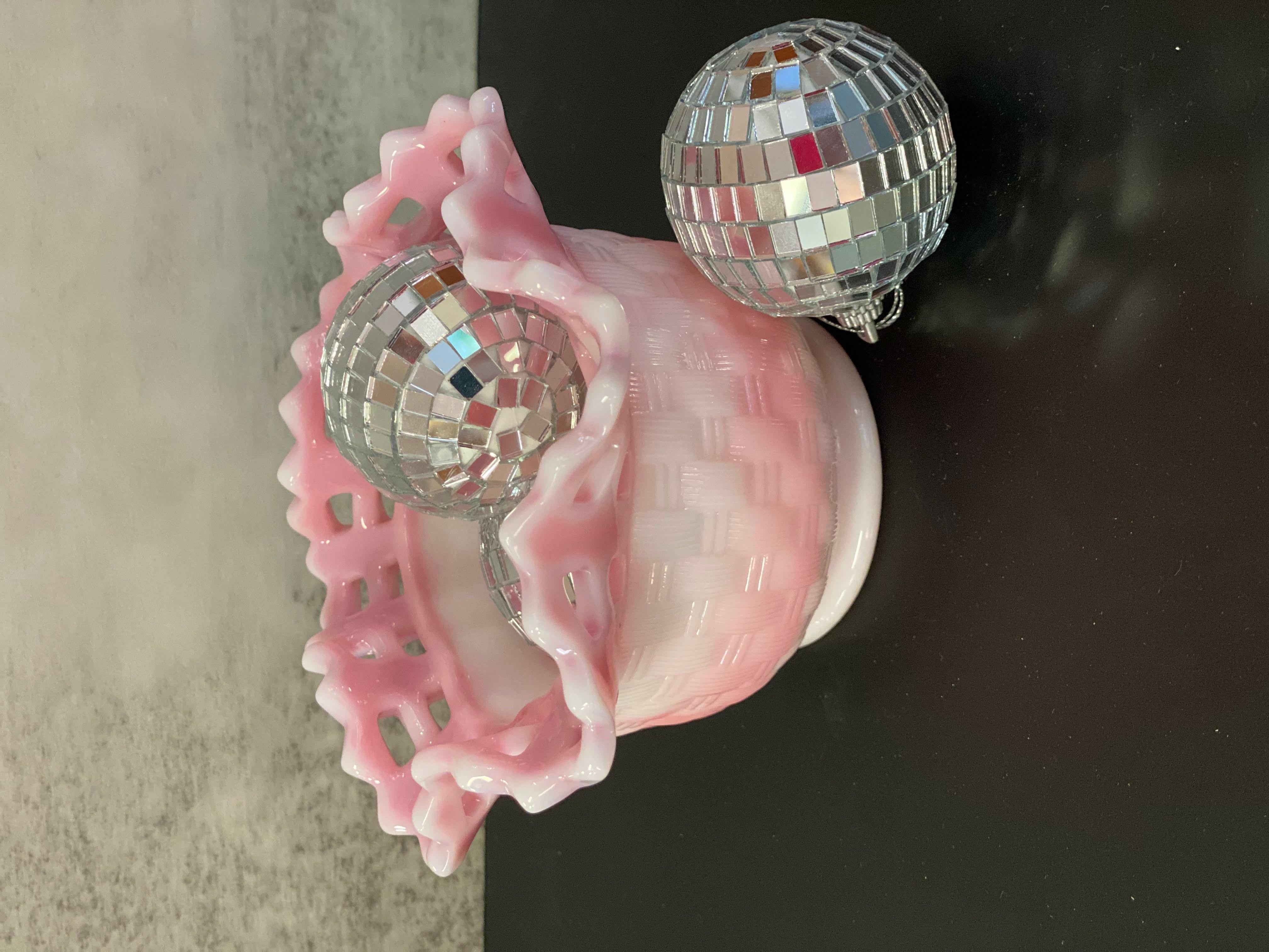 pink fenton