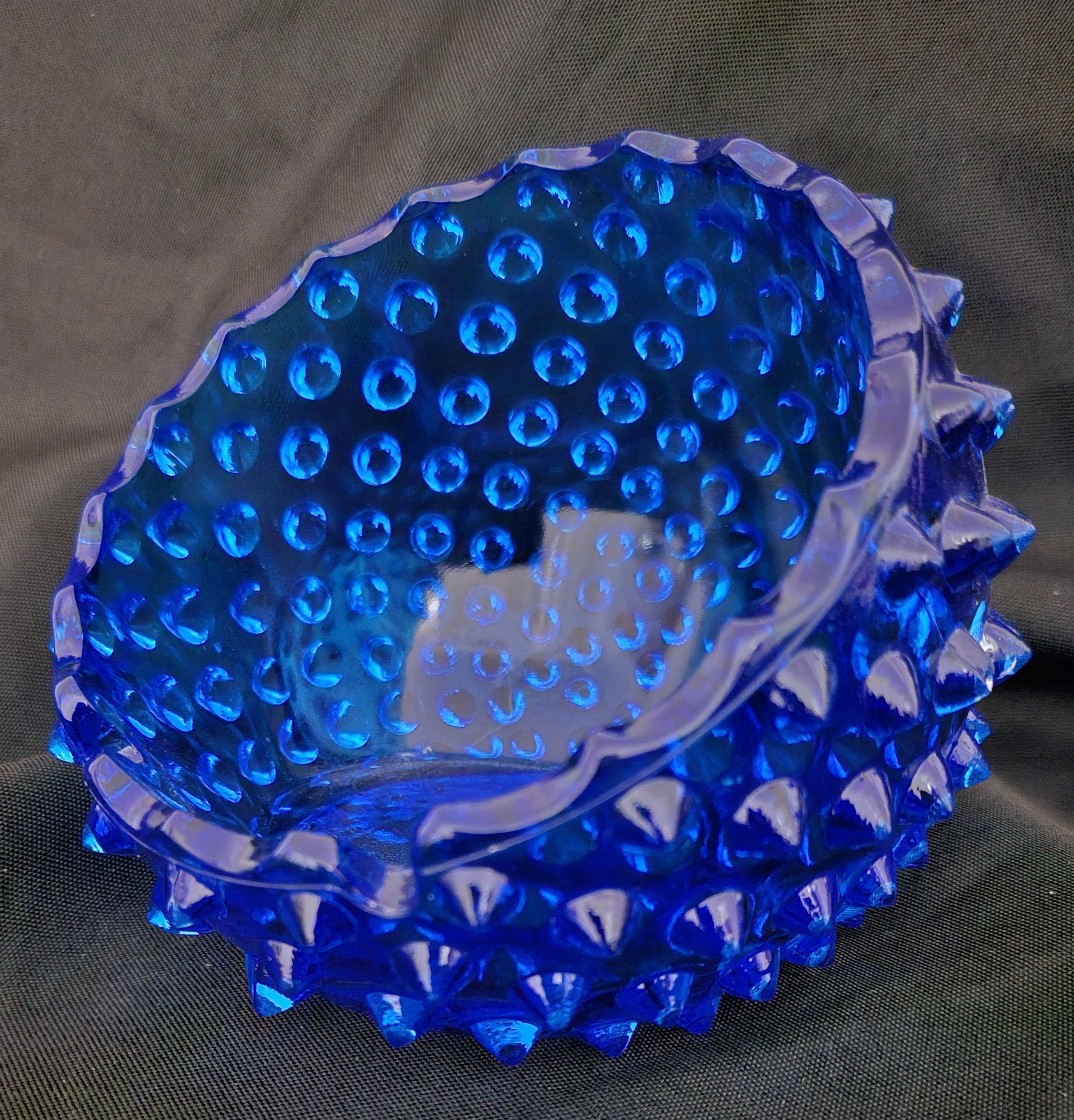 Fenton Royal Blue Hobnail Orb, Kugelförmiger Aschenbecher / Schale / Gefäß, Fenton (Moderne der Mitte des Jahrhunderts) im Angebot