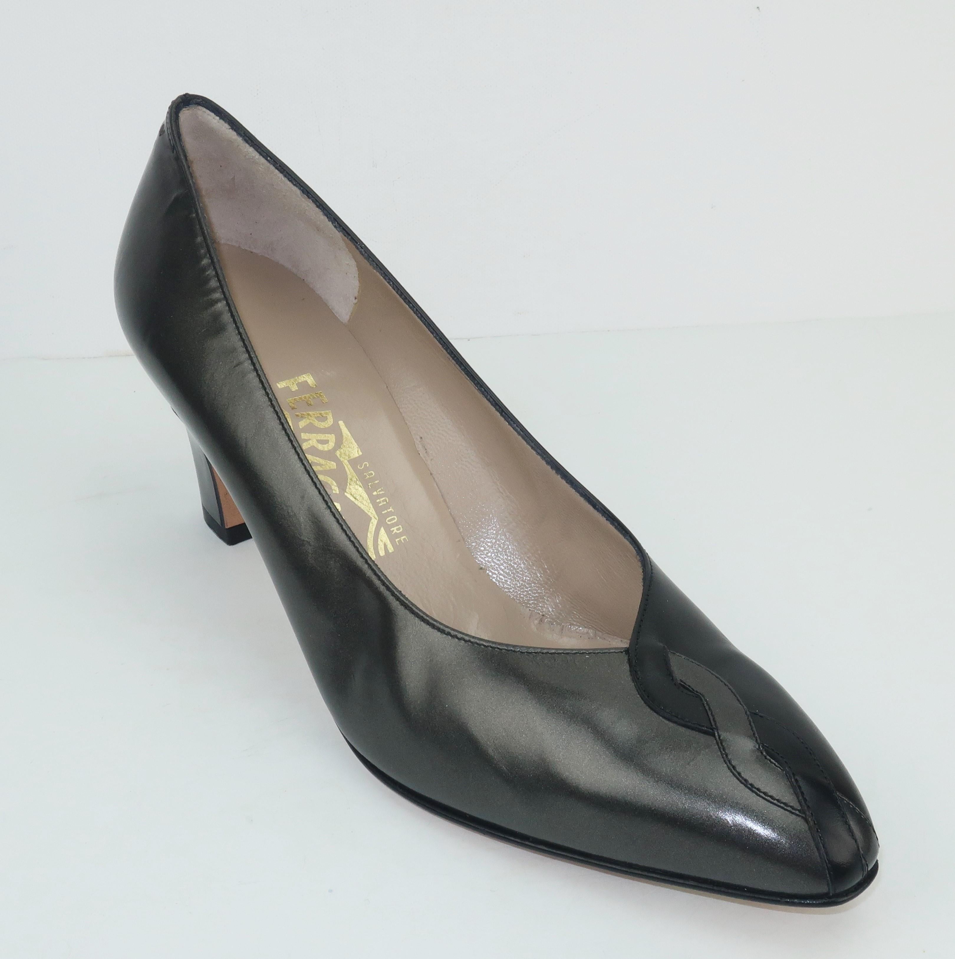 Vintage Ferragamo Black & Charcoal Gray Leather Shoes 1