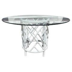 Vintage Ficks Reed Mesa de Comedor Redonda con Pedestal Chippendale en Laca Blanca Fresca