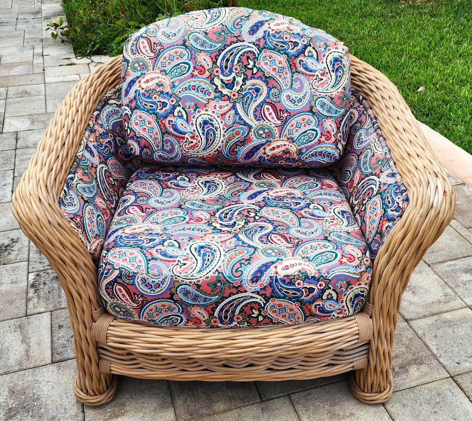 Poltrona e ottomana in rattan Ficks Reed d'epoca In condizioni buone in vendita a Lake Worth, FL