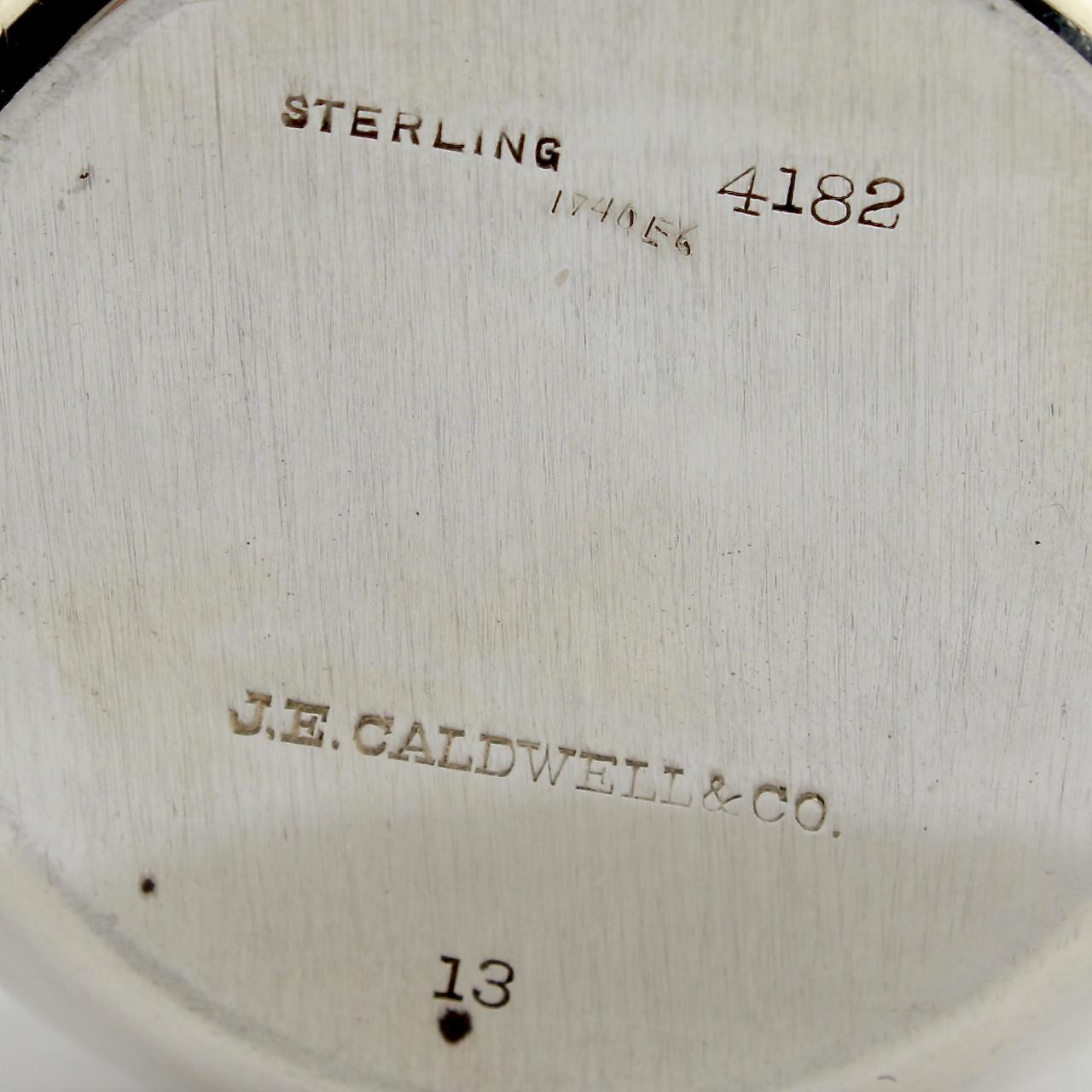 Vintage Figural J. E. Caldwell Apfelförmige Kasten aus Sterlingsilber im Angebot 3
