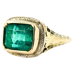 Vintage Filigree 3.49ct Emerald Ring in Yellow Gold