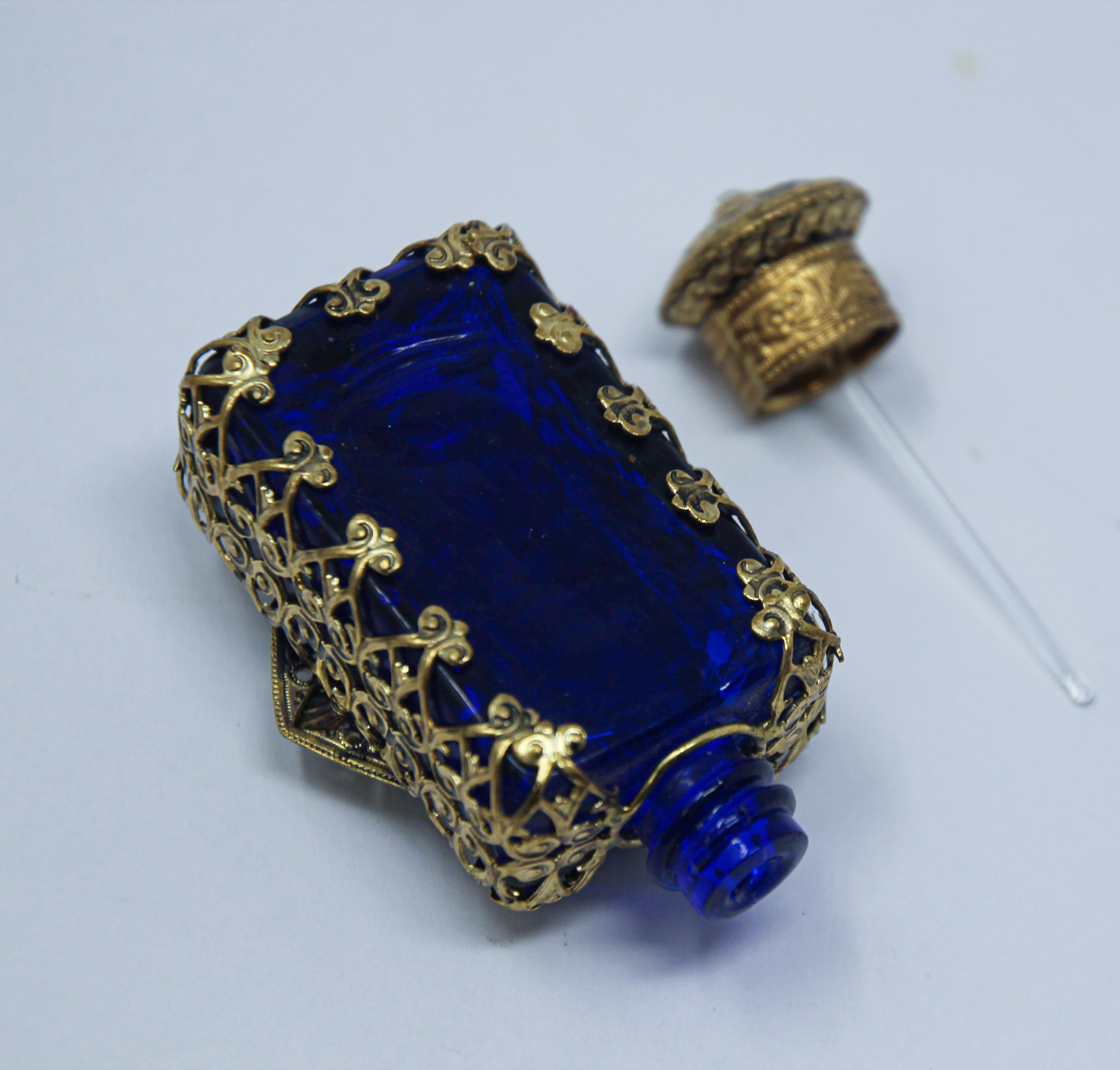 Vintage Filigree Blue Ormolu Collectible Glass Perfume Bottle 2