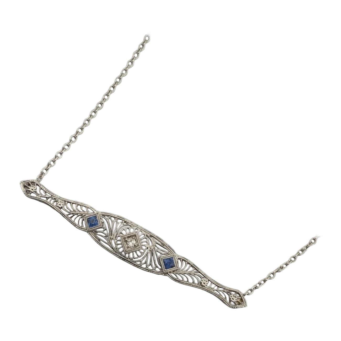 Collana di conversione con spilla in filigrana vintage in vendita