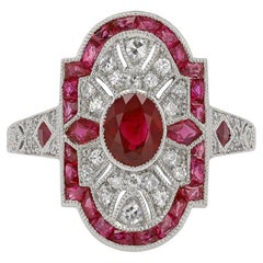 Bague de fiançailles vintage en filigrane avec bouclier en rubis et diamant
