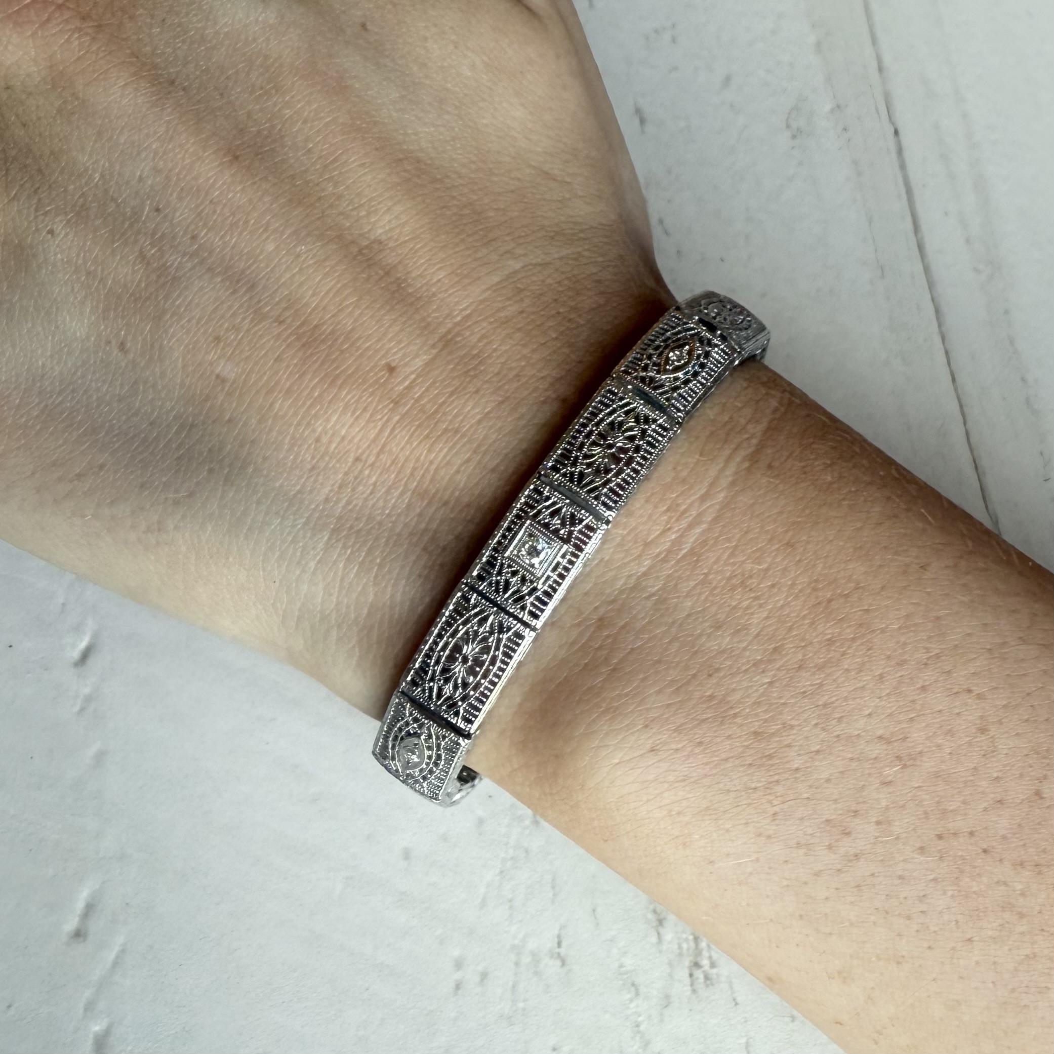 Taille vieille Europe Bracelet vintage avec diamants en filigrane en vente
