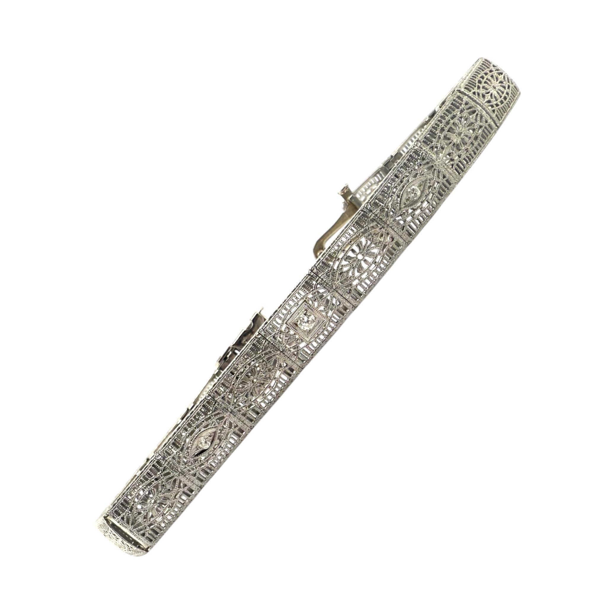 Bracelet vintage avec diamants en filigrane Excellent état - En vente à Montgomery, AL