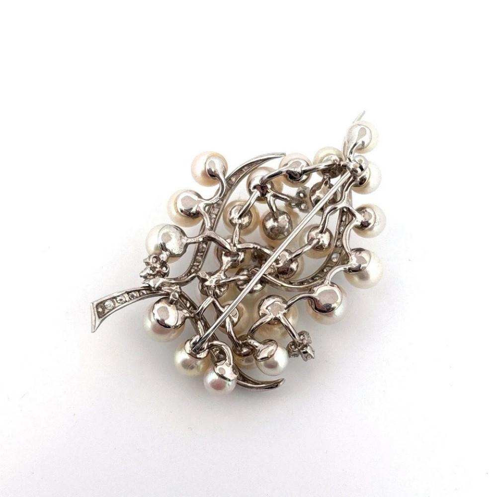 Single Cut Vintage Fine 14K White Gold Akoya Pearl & Diamond Leaf Motif Brooch