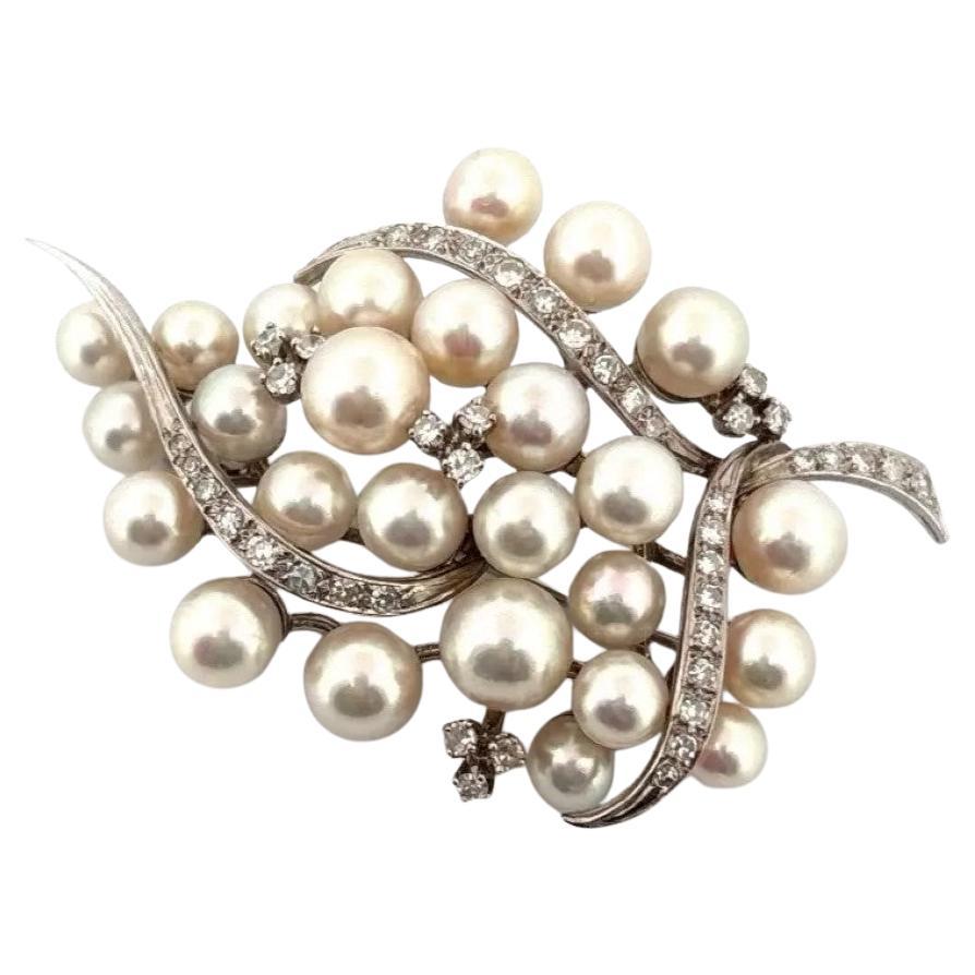 Vintage Fine 14K White Gold Akoya Pearl & Diamond Leaf Motif Brooch