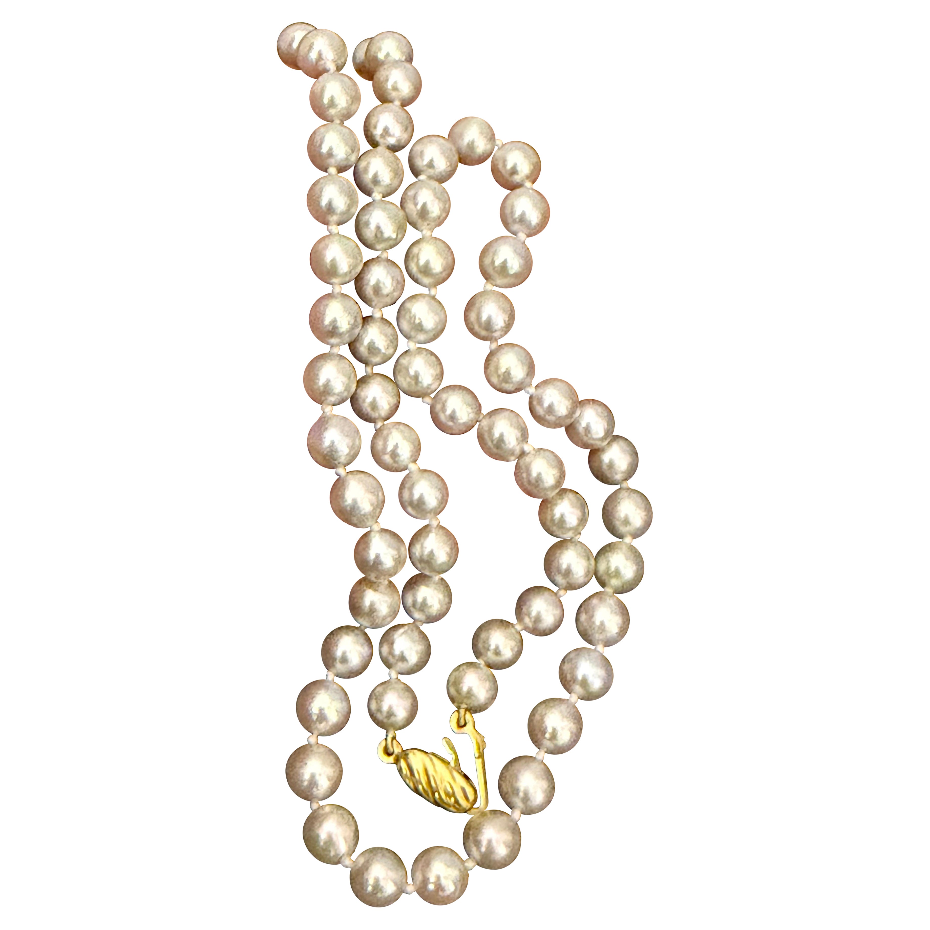 Vintage Fine Cultured Akoya Pearl Halskette Länge 18" , 14 Karat Gelbgold im Angebot