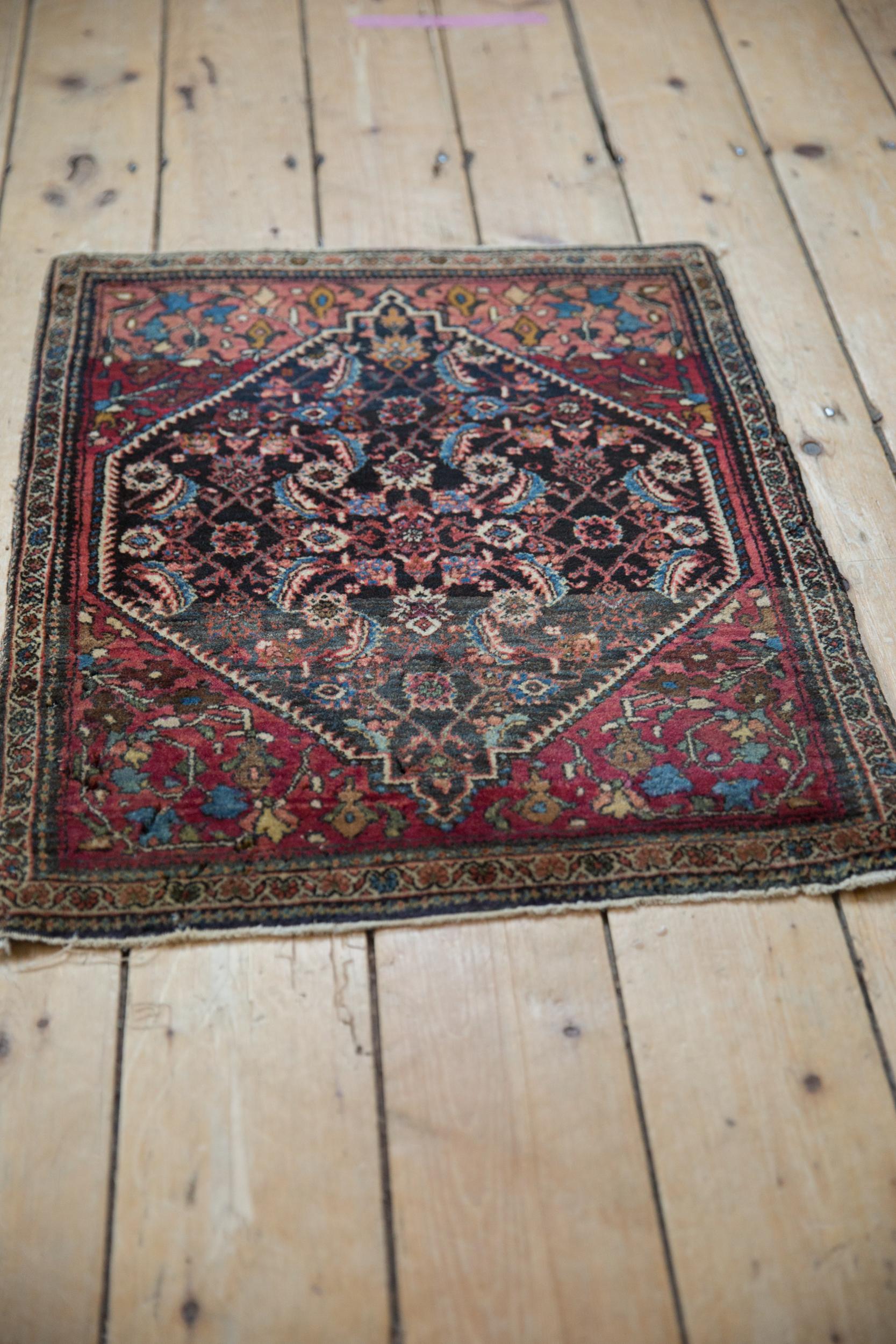 Hand-Knotted Vintage Fine Farahan Sarouk Square Rug Mat For Sale