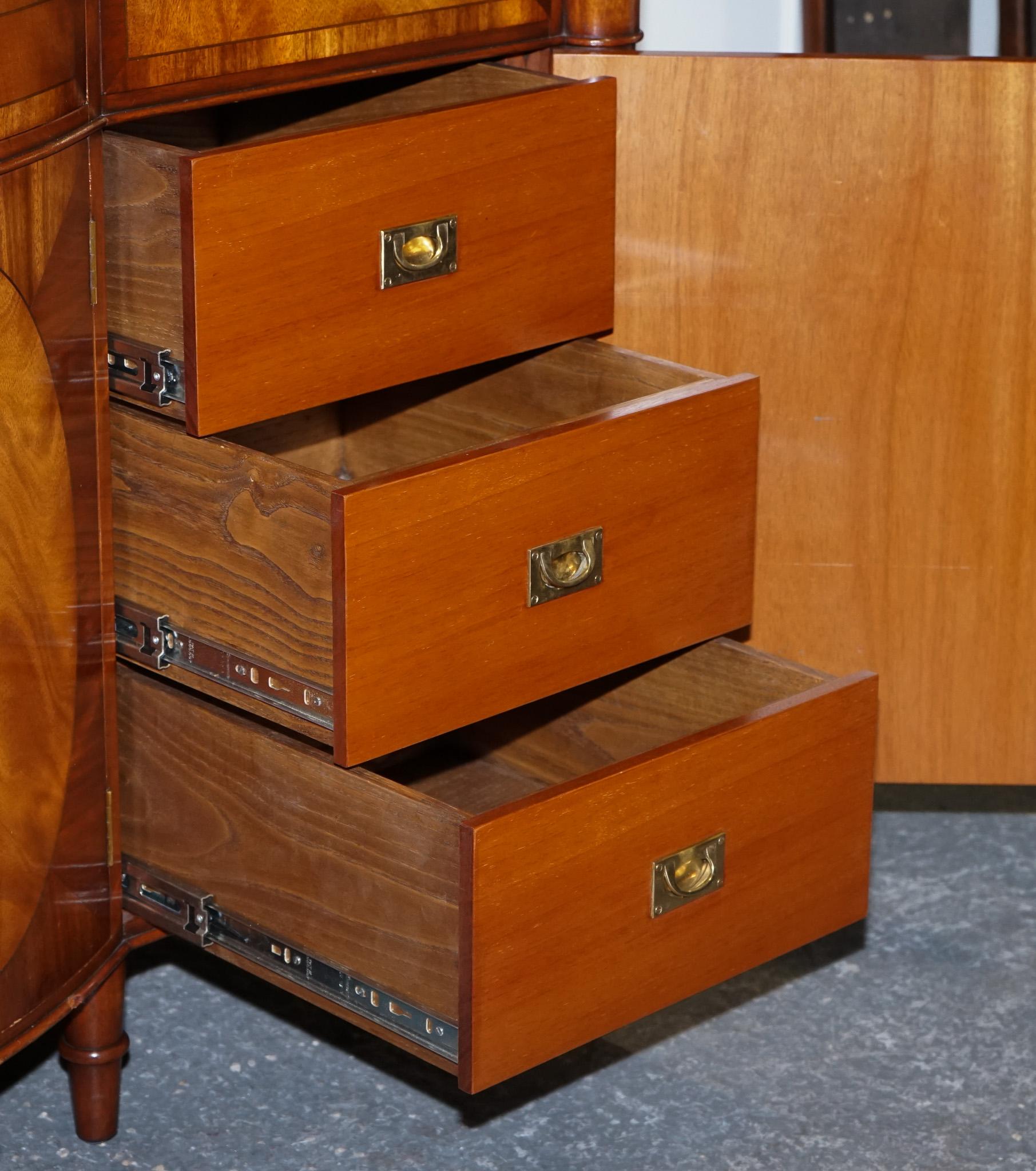 SEDIA D'EPOCA IN NOCE DI VINTAGE REALIZZATA DA David. in vendita 1